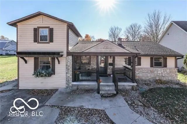 111 Hillcrest Drive, Shelbyville