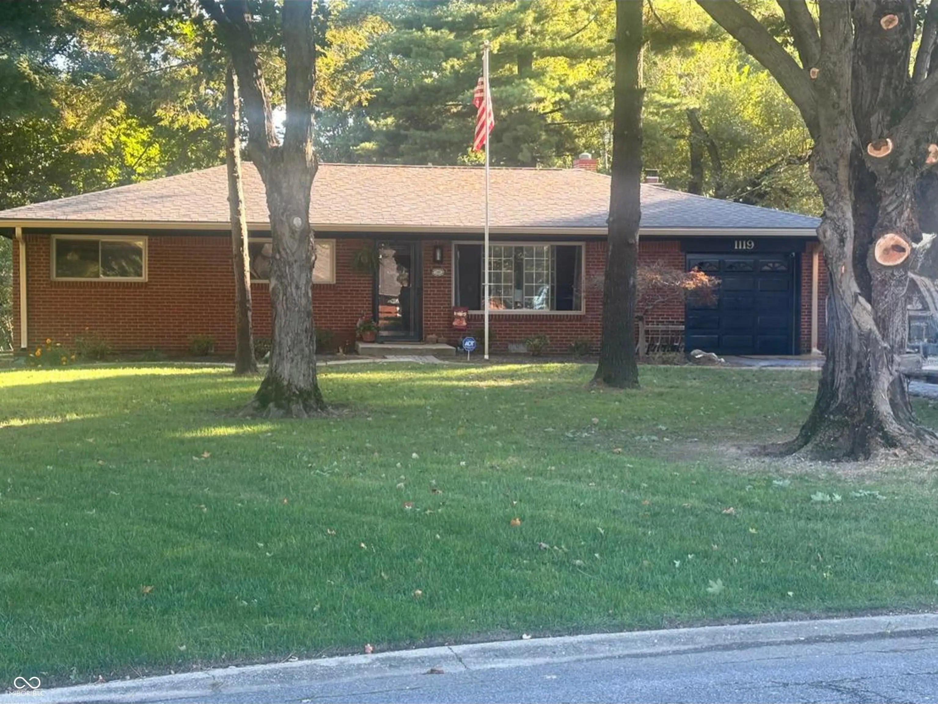 1119 E Cragmont Drive, Indianapolis