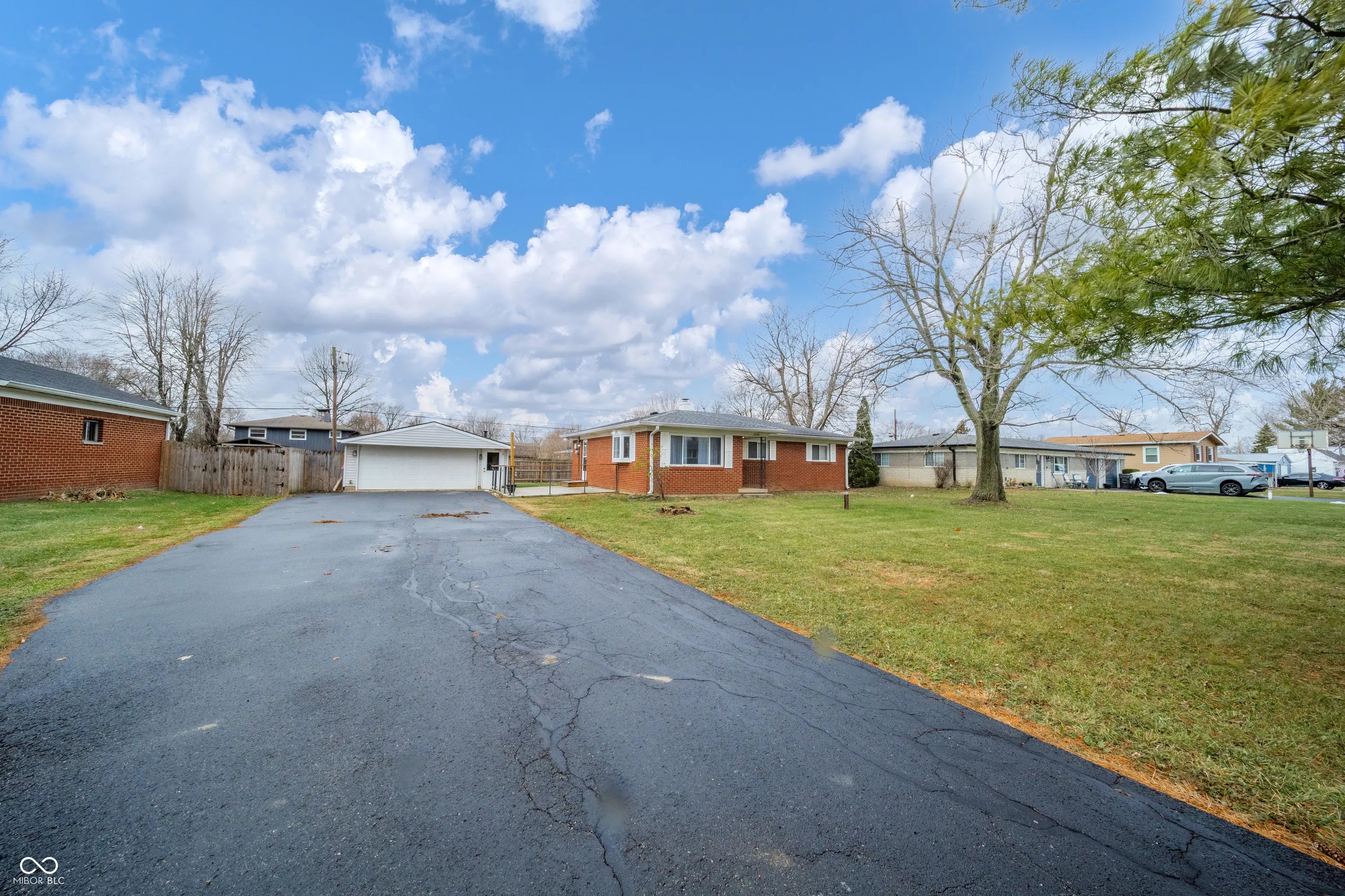 3124 S Richardt Avenue, Indianapolis