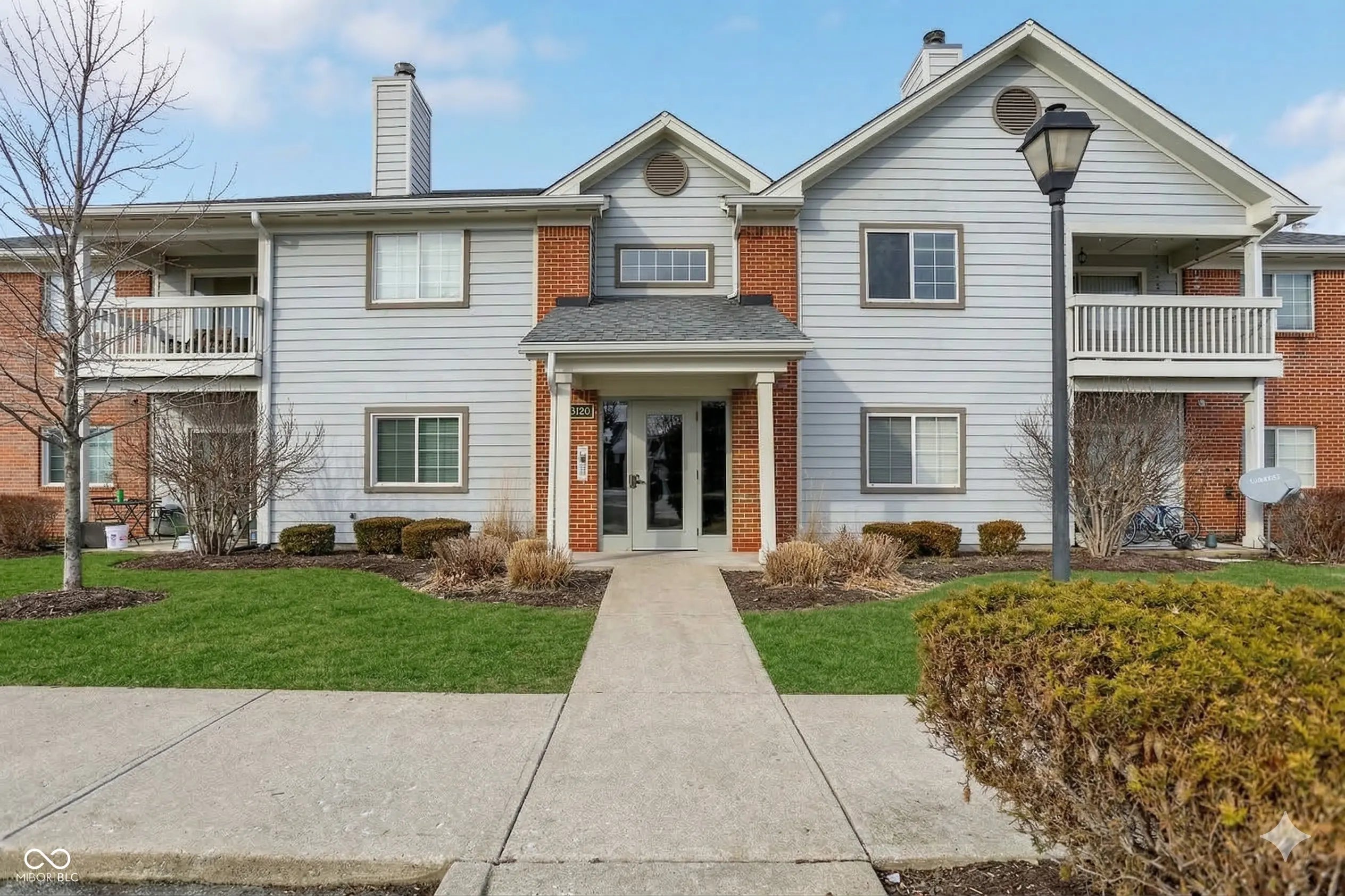 Photo of 8120 Glenwillow Lane 205 Indianapolis, IN 46278