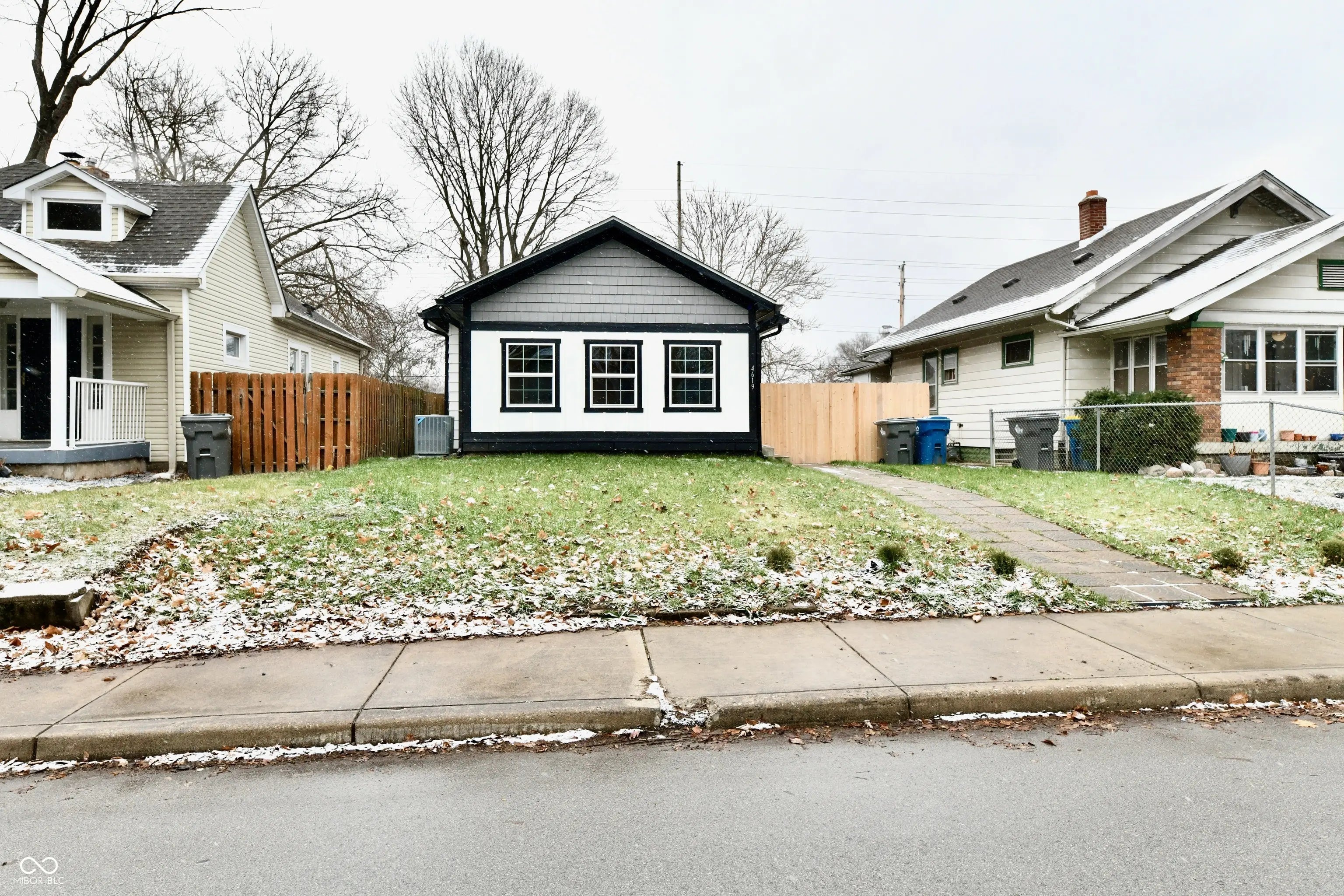 Photo of 4619 Winthrop Avenue Indianapolis, IN 46205