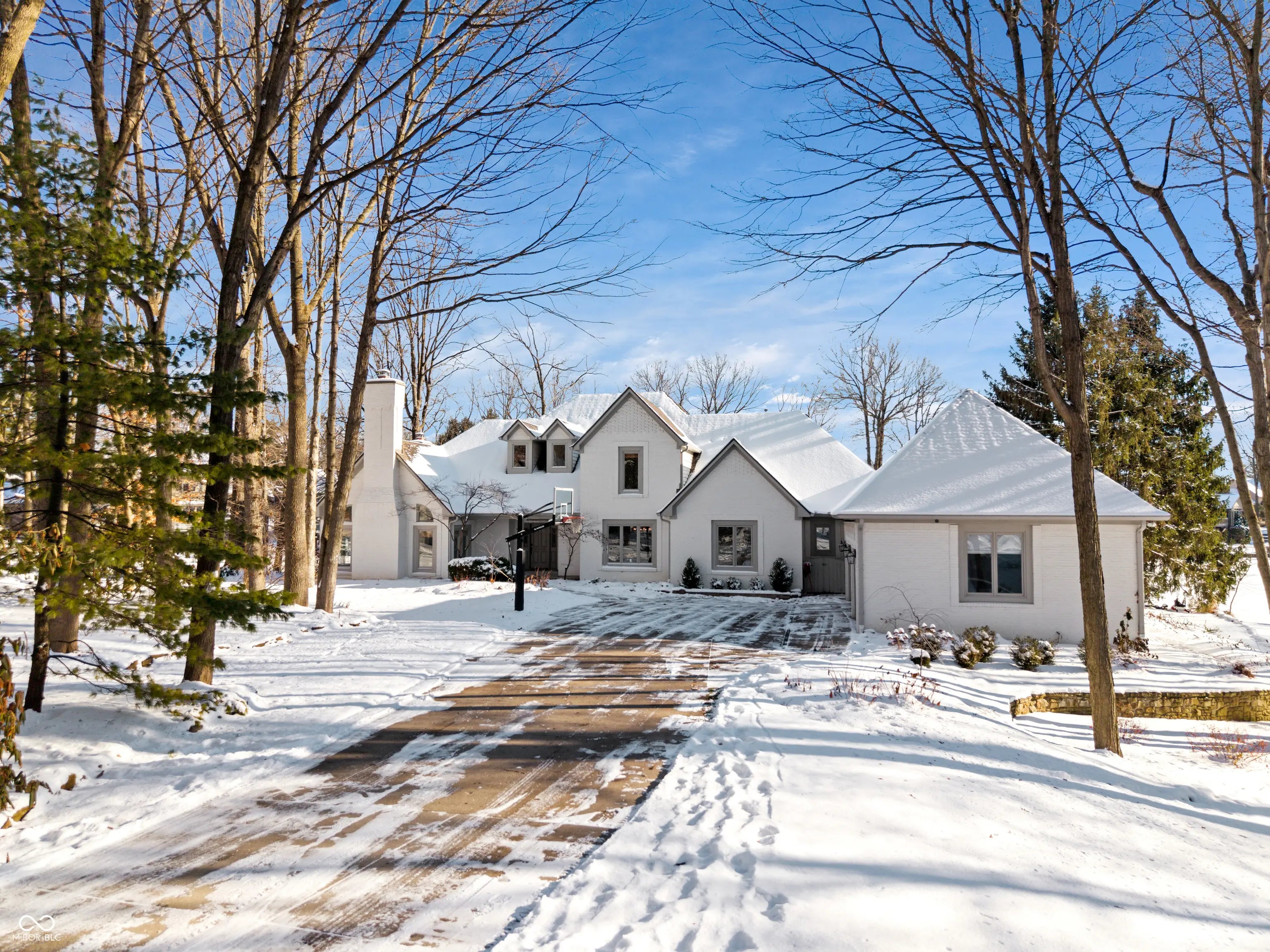 9806 Gulfstream Court, Fishers