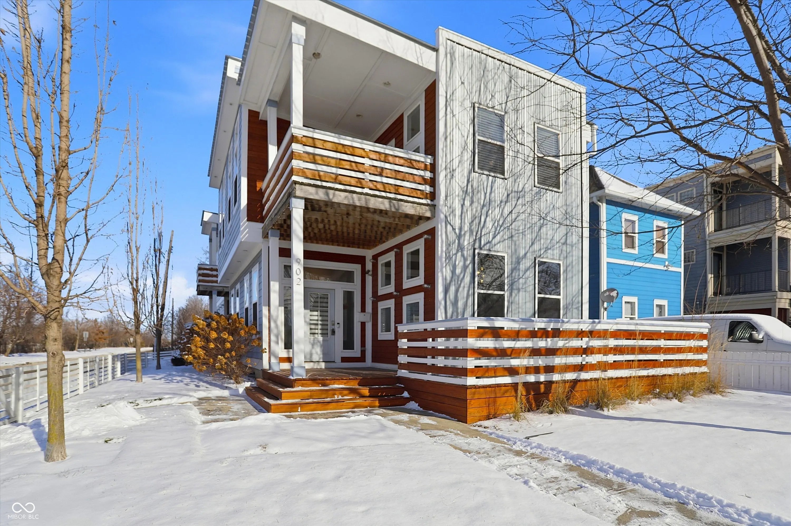 902 Woodlawn Avenue, Indianapolis