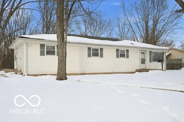 Photo of 11028 Monroe Court Indianapolis, IN 46229