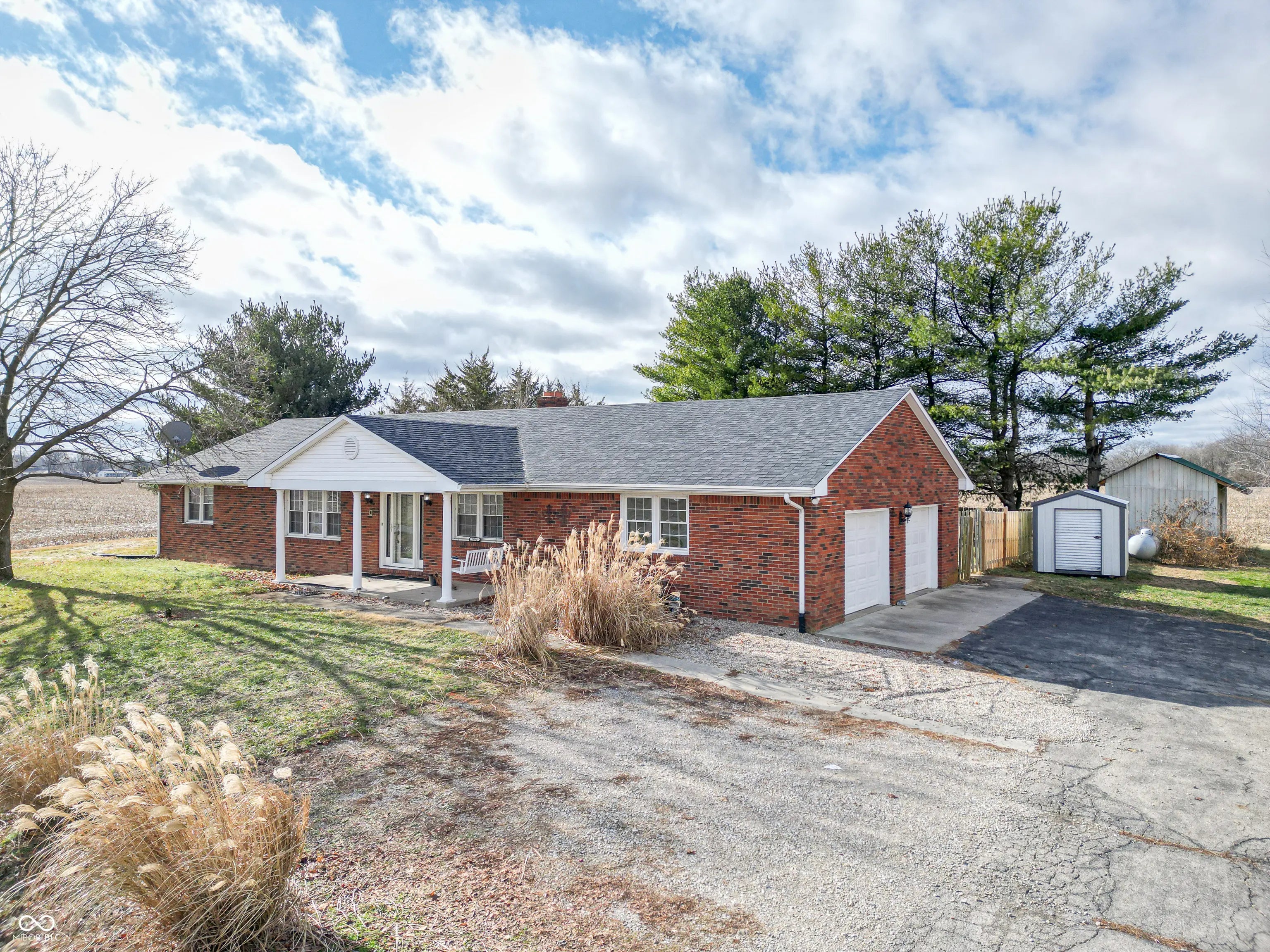 7664 S 800 E, Edinburgh