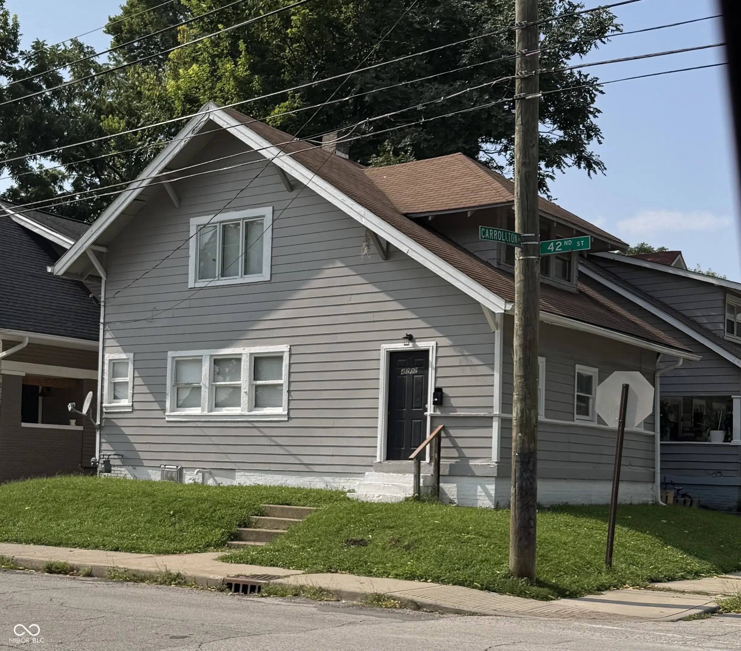4202 Carrollton Avenue, Indianapolis