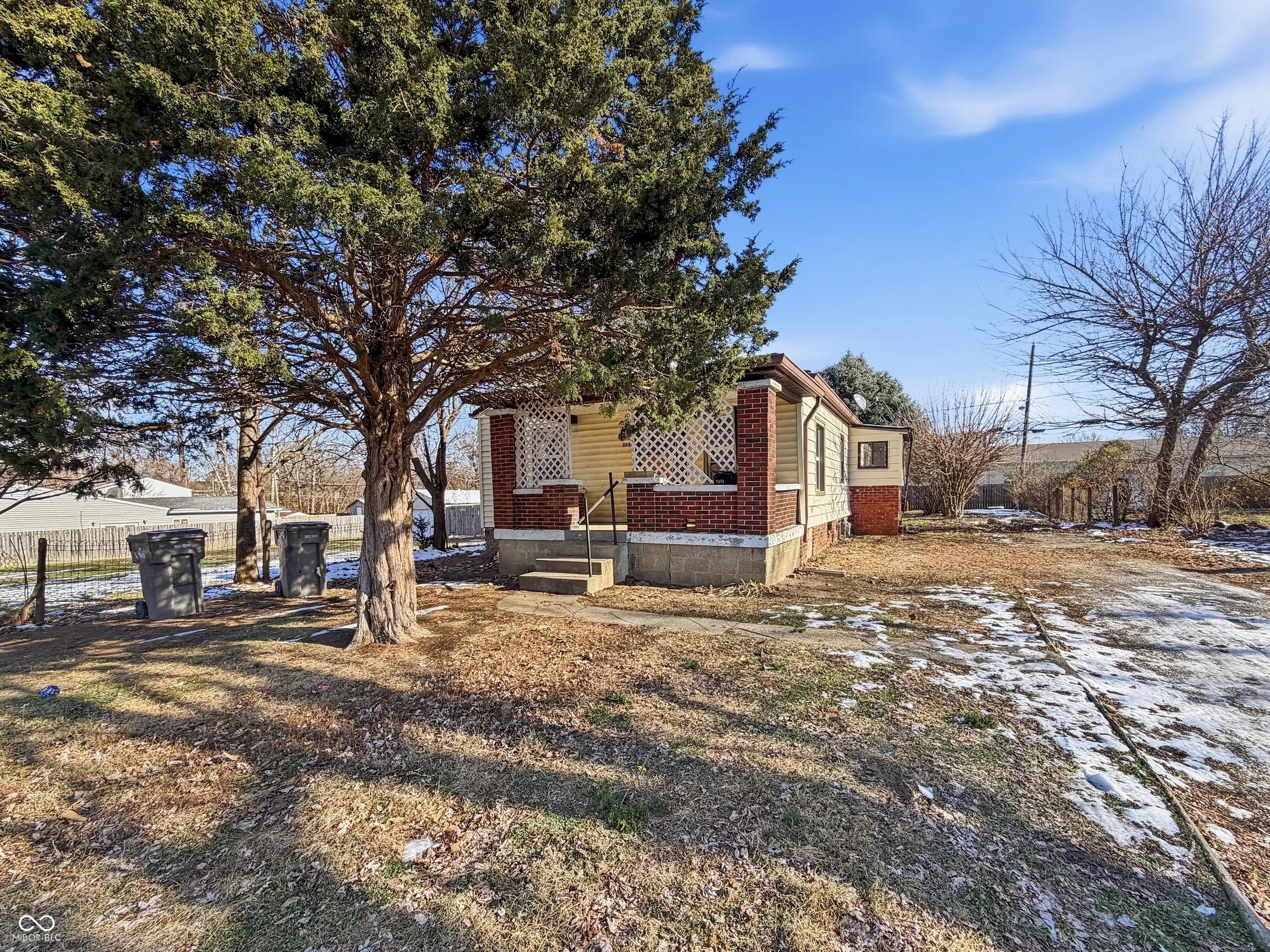 2653 S Randolph Street, Indianapolis