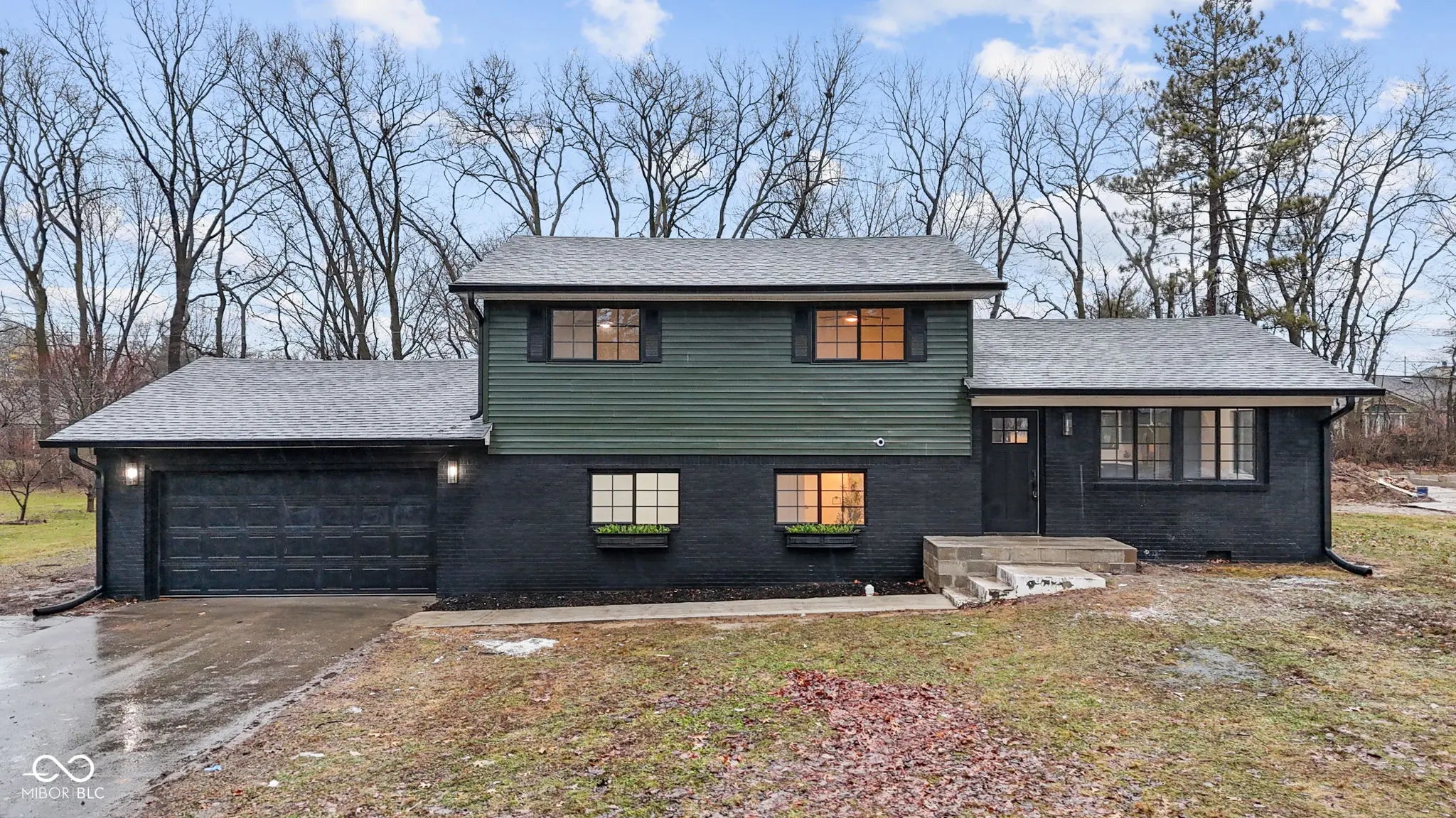 Photo of 2712 Westleigh Drive Indianapolis, IN 46268