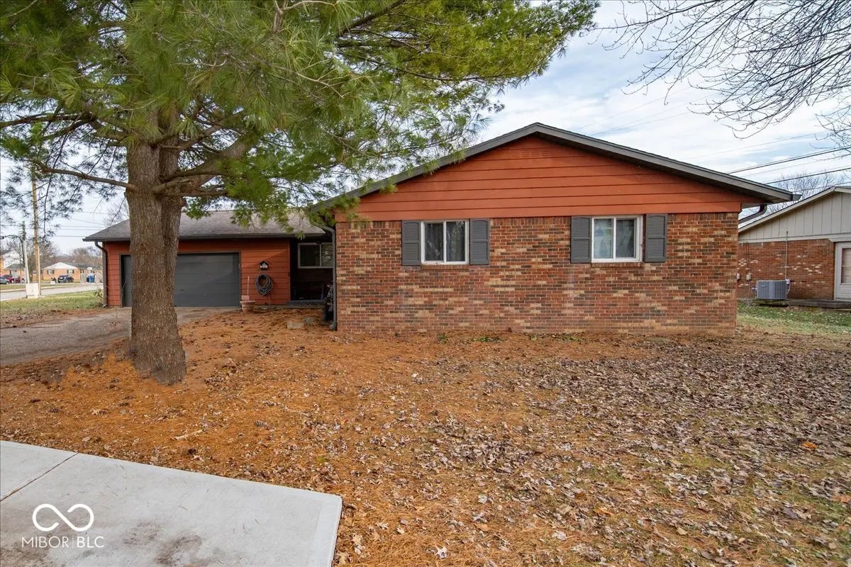 Photo of 21 S Dawn Drive Franklin, IN 46131