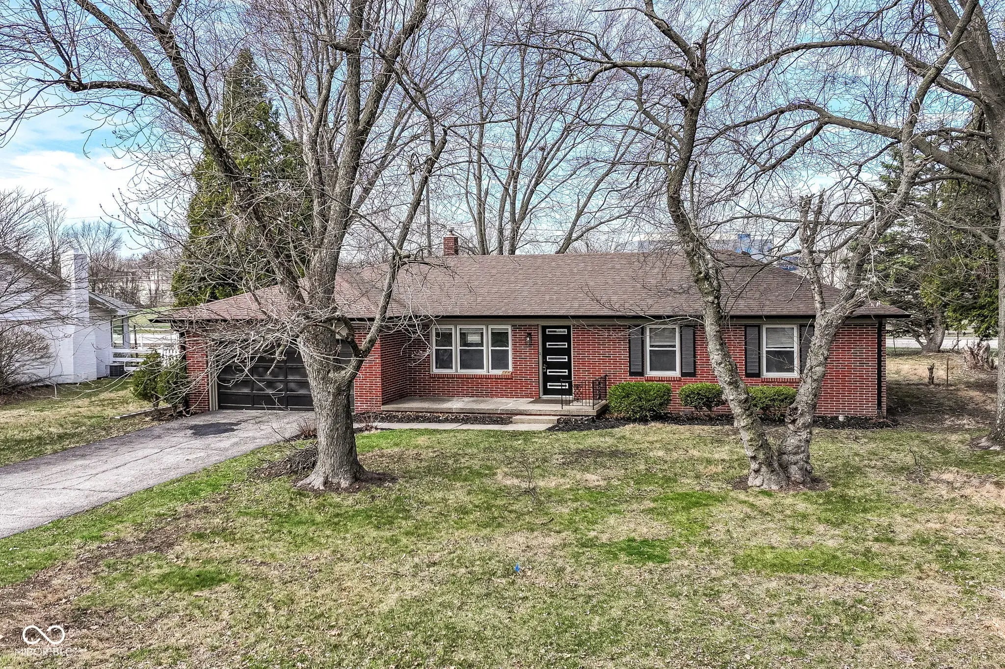 Photo of 10640 Penn Drive Carmel, IN 46280
