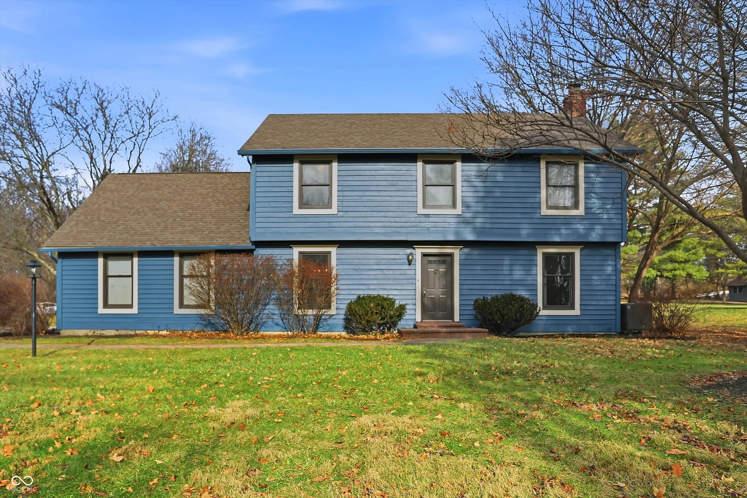 Photo of 10810 Marquette Road Zionsville, IN 46077