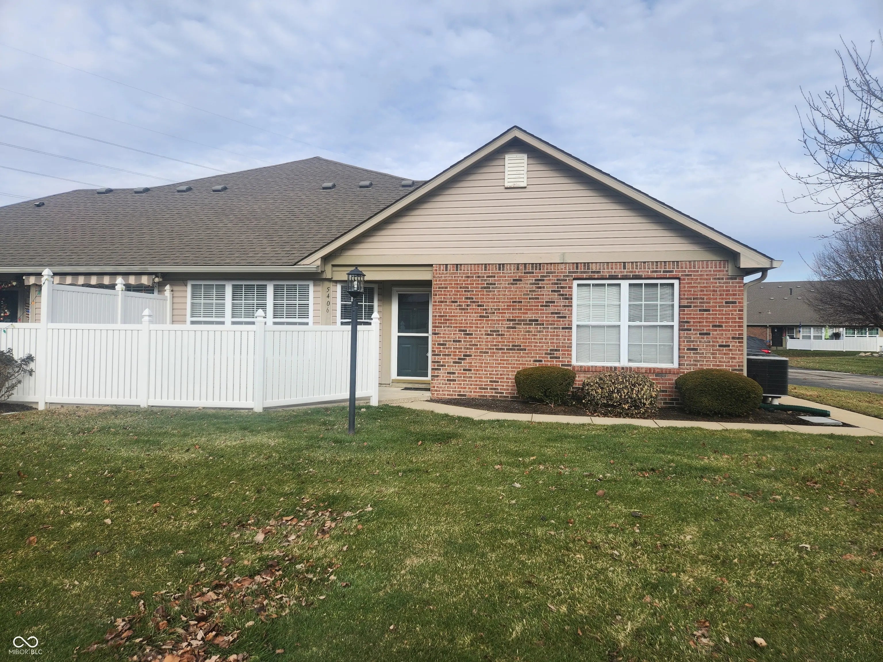 5406 Thornridge Place, Indianapolis