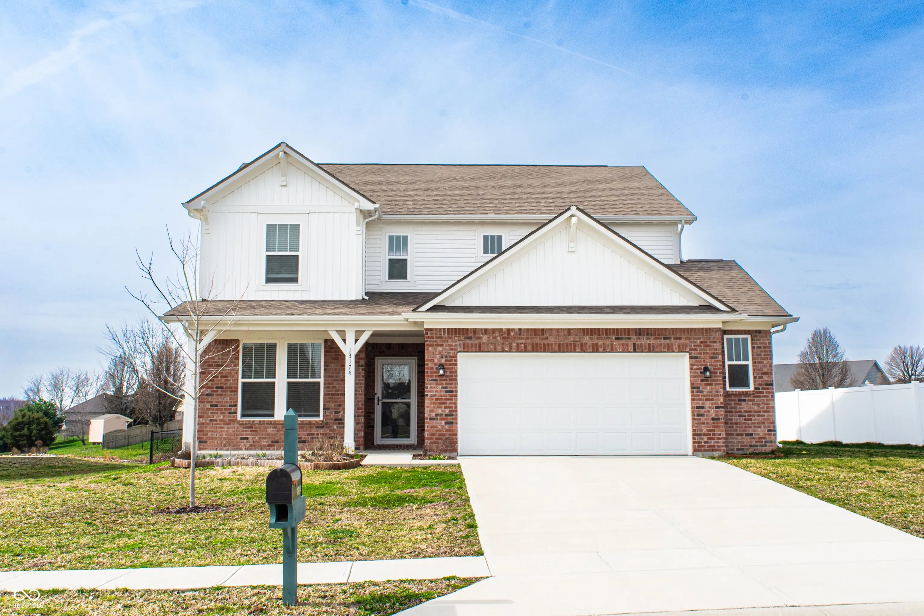 13174 N Departure Boulevard E, Camby