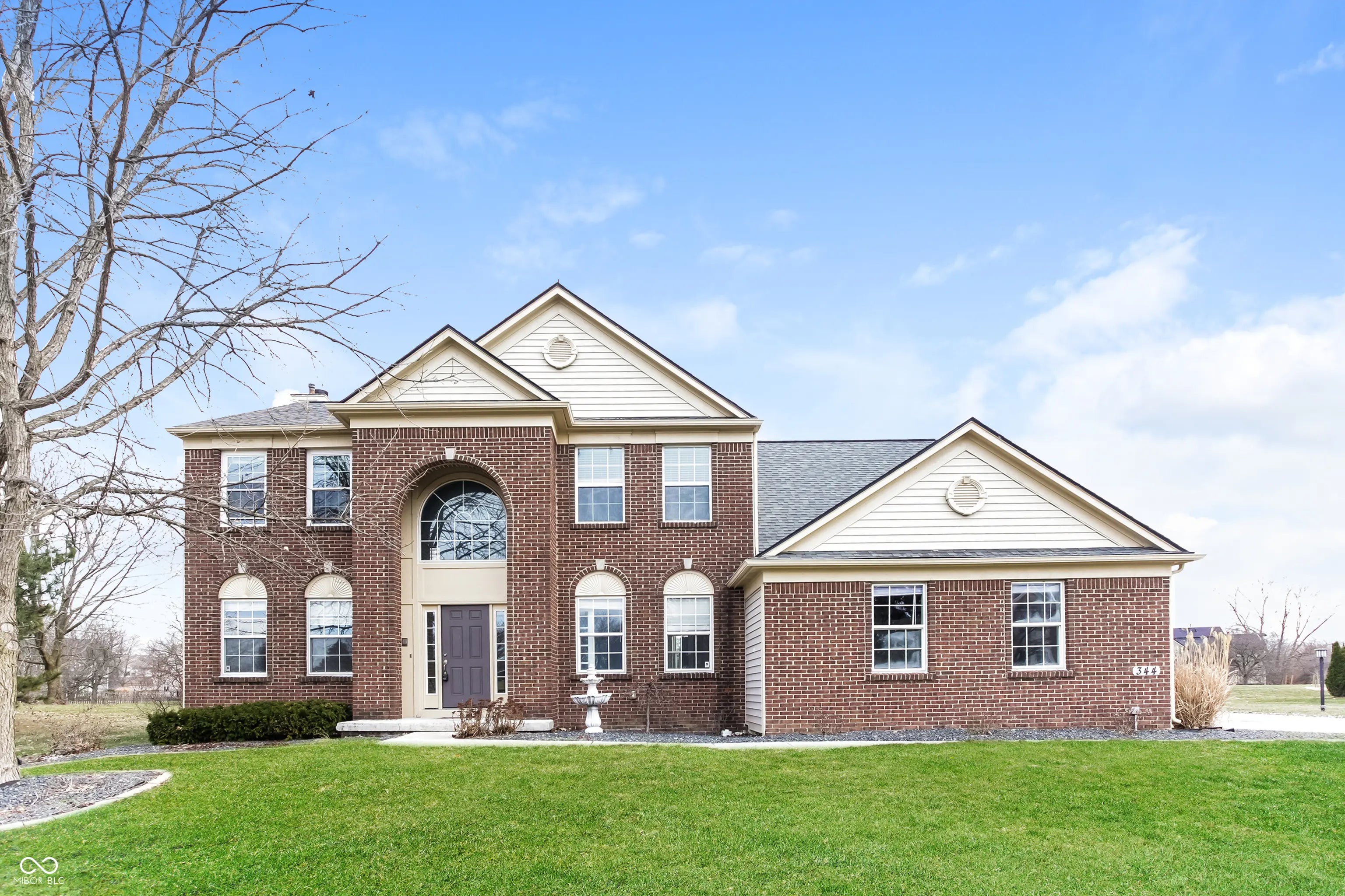 344 W Columbine Lane, Westfield