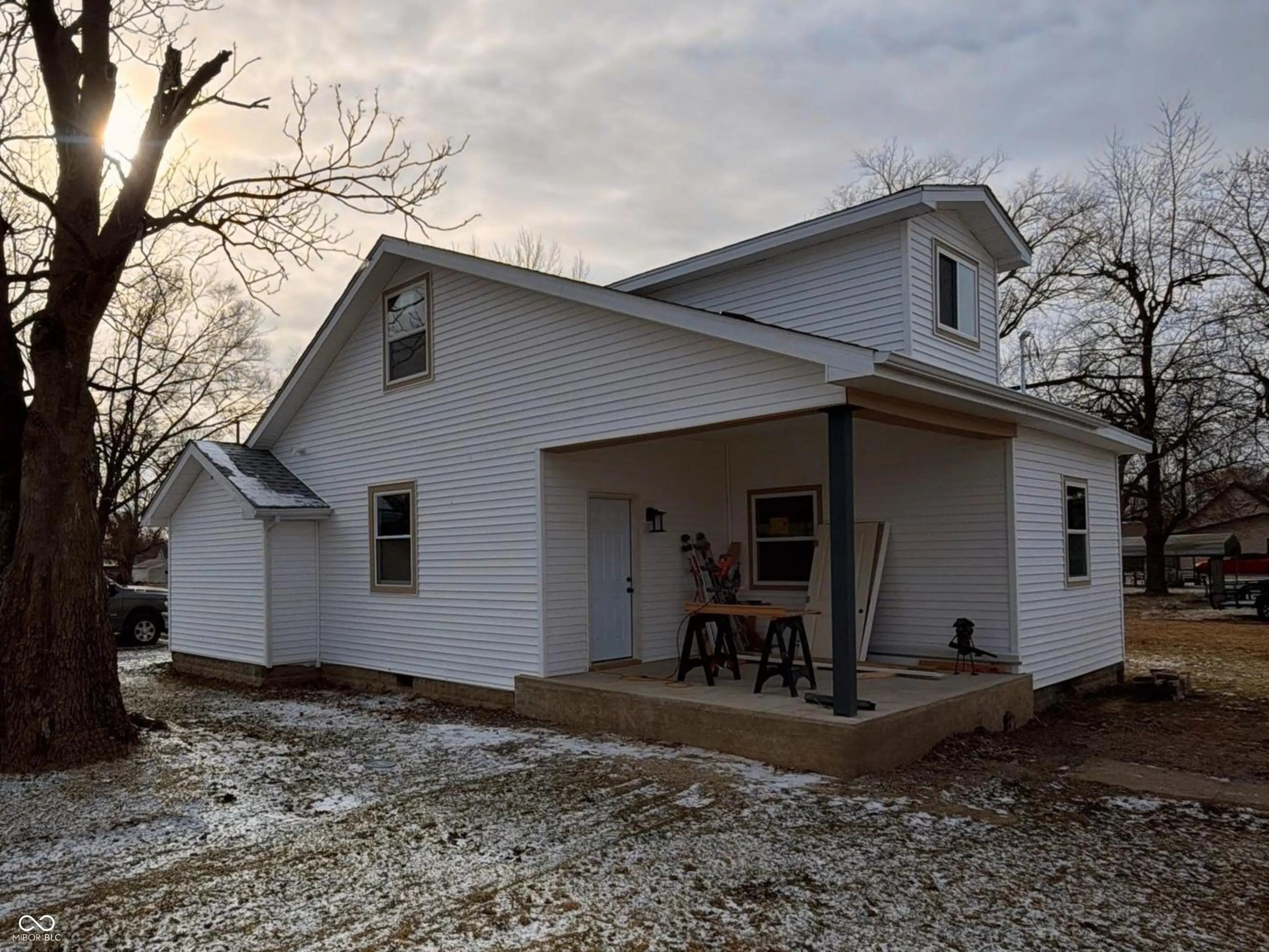 2435 S D Street, Elwood