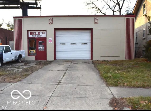 8 N Sheridan Avenue, Indianapolis