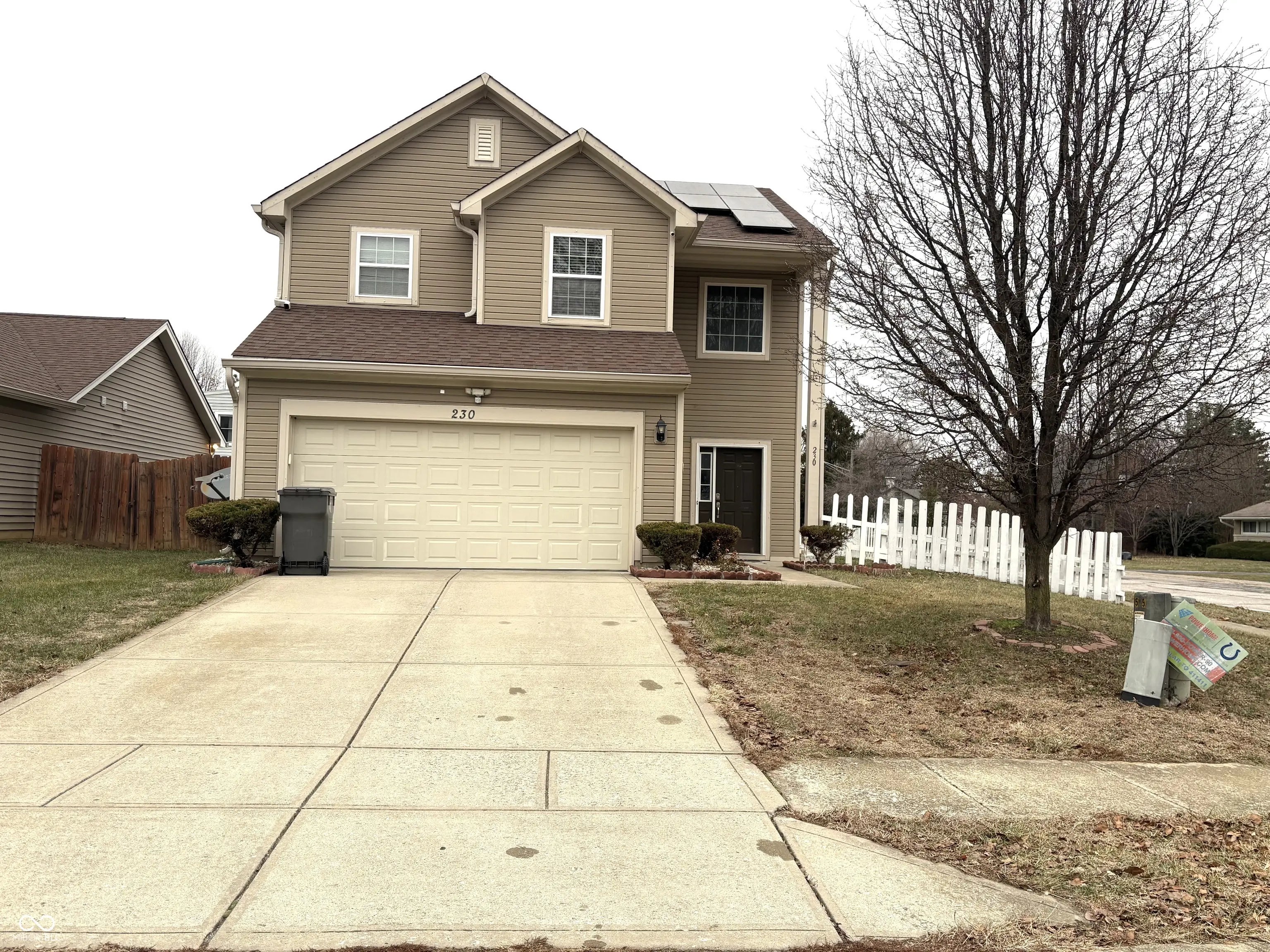 Photo of 230 Meridian Gardens Lane Indianapolis, IN 46227