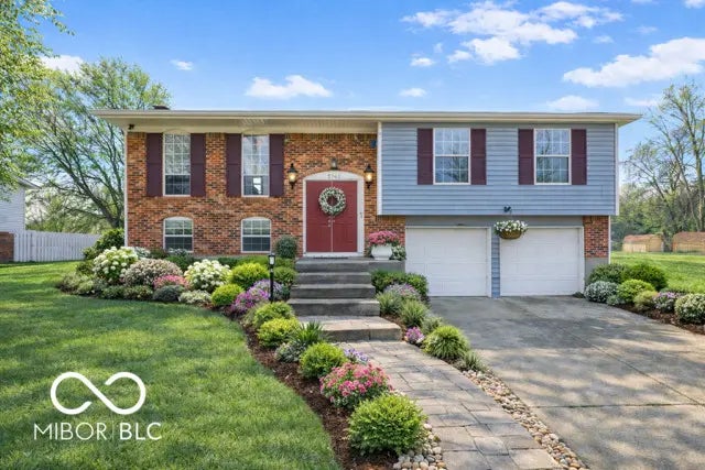 5745 Dollar Hide South Drive S, Indianapolis