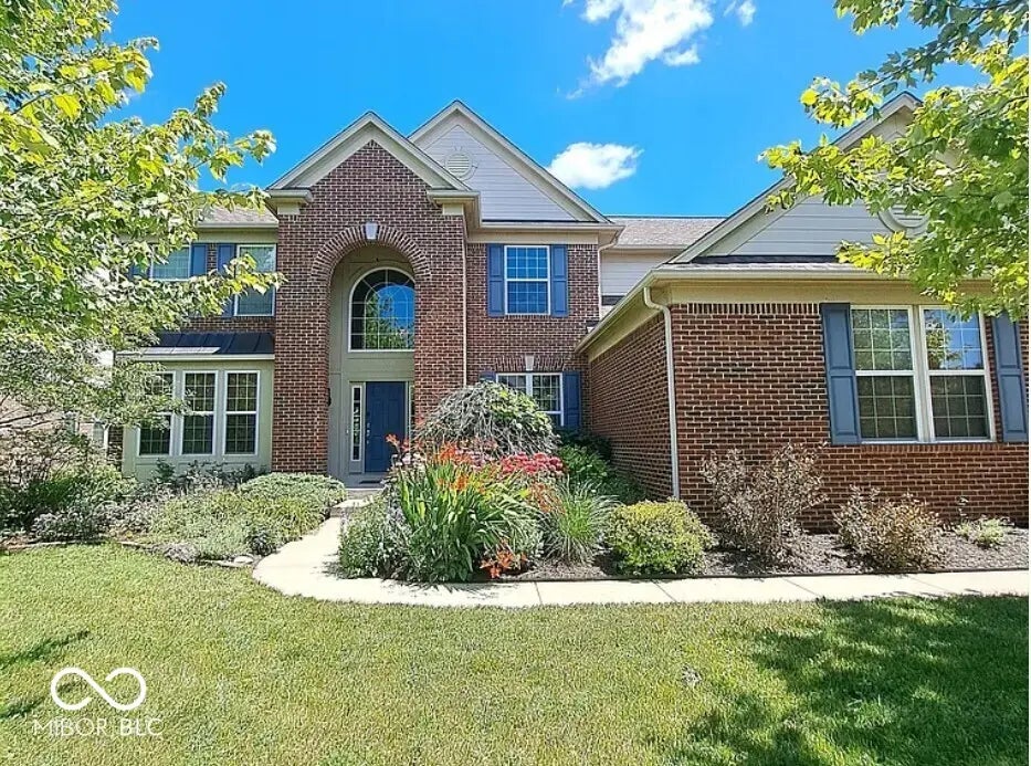 4621 Pebblepointe Pass, Zionsville