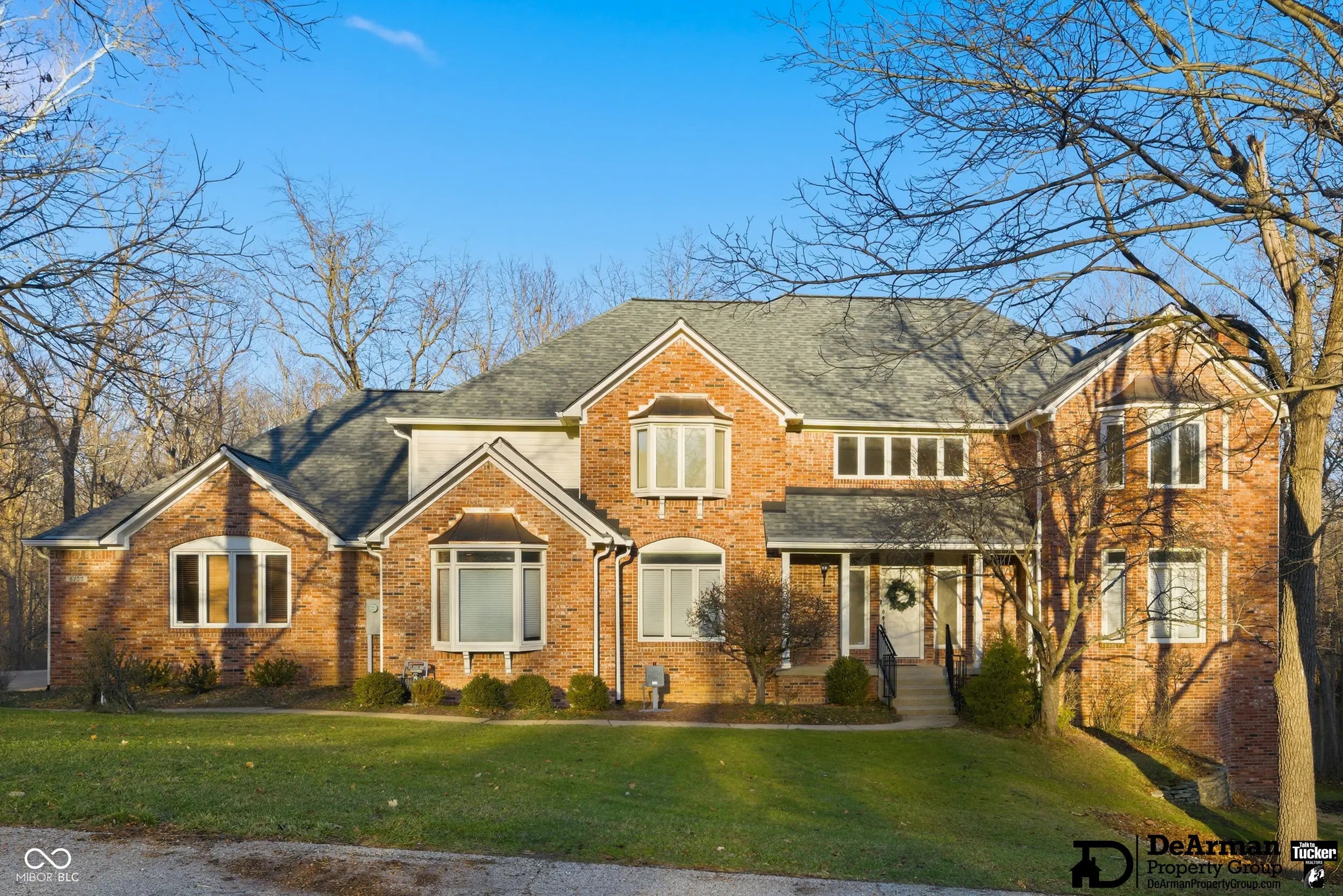 8738 Potters Cove Court, Indianapolis
