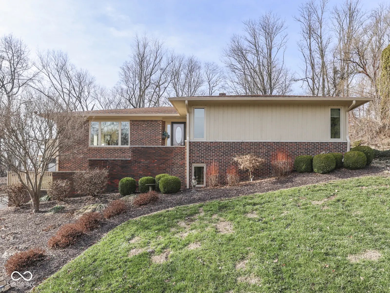 492 Valley Drive, Martinsville