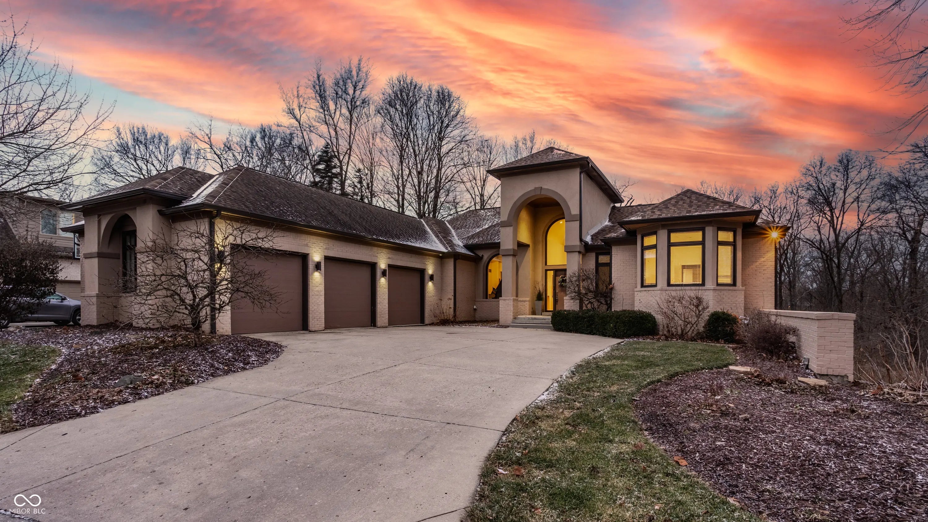 4548 Chase Oak Court, Zionsville