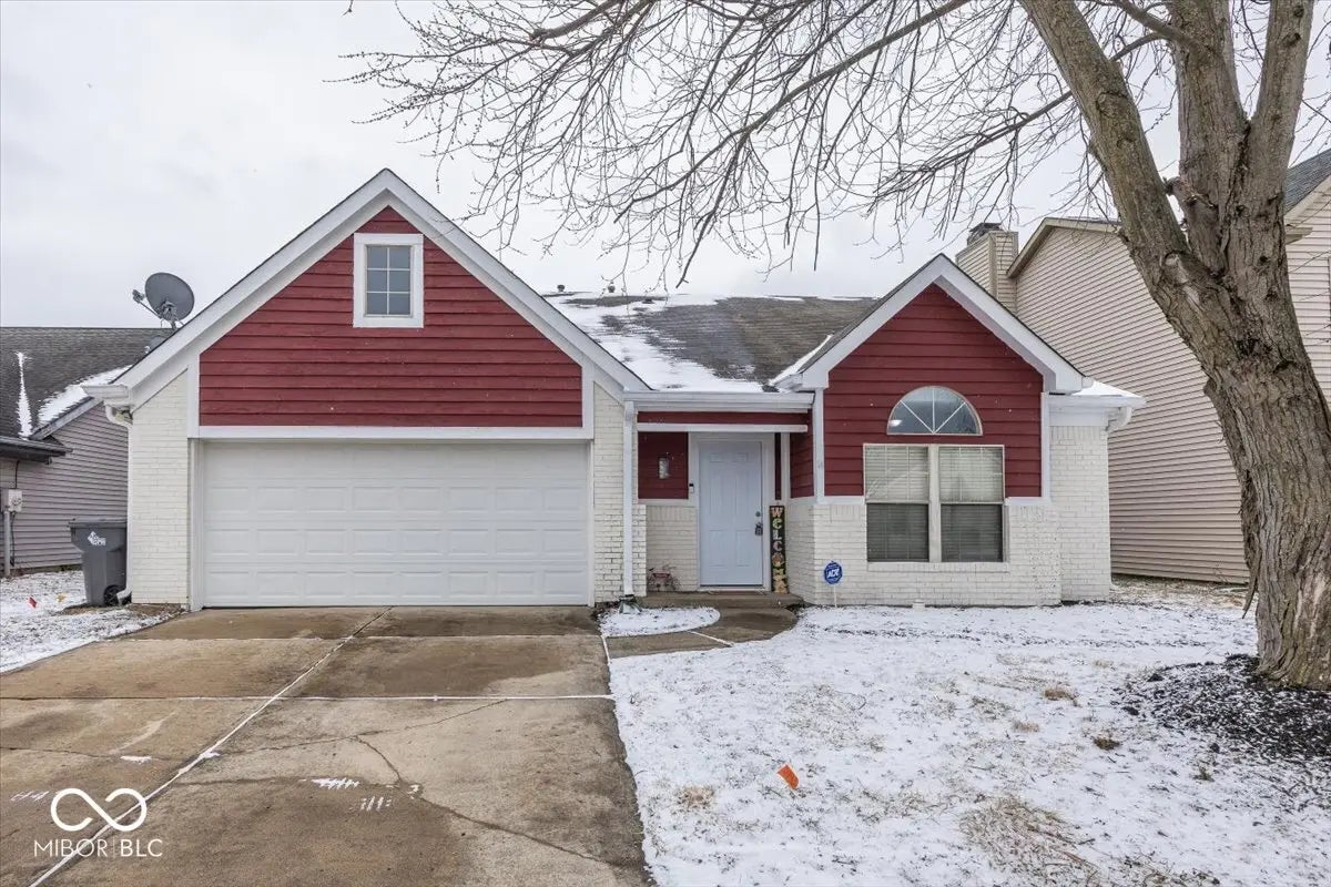 8868 Pine Tree Boulevard, Indianapolis