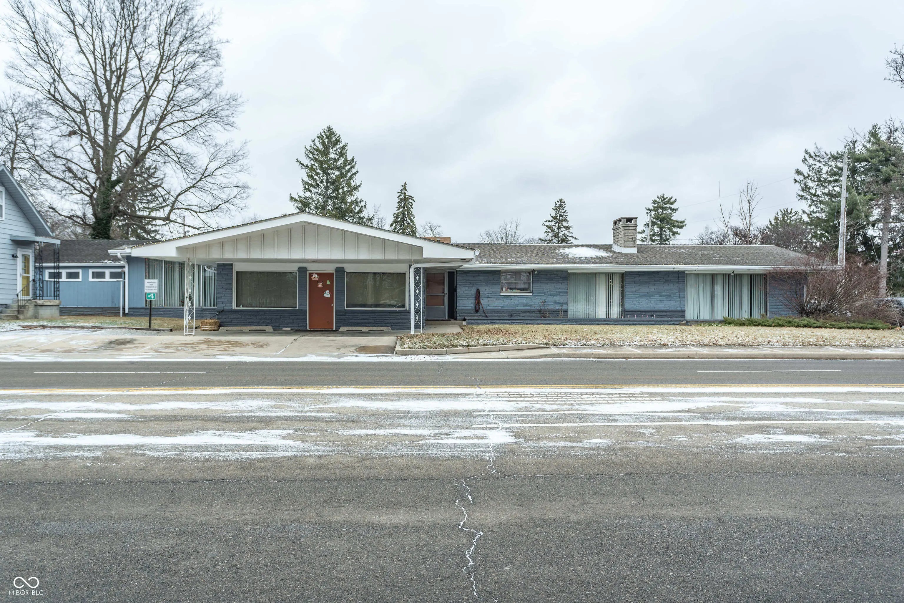 225 College Drive, Anderson