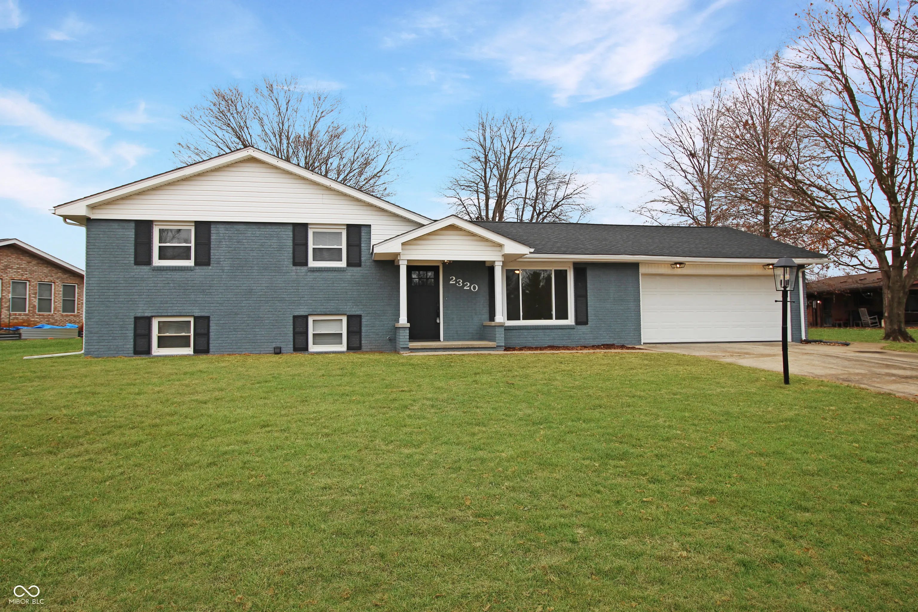 Photo of 2320 Locust Drive Seymour, IN 47274