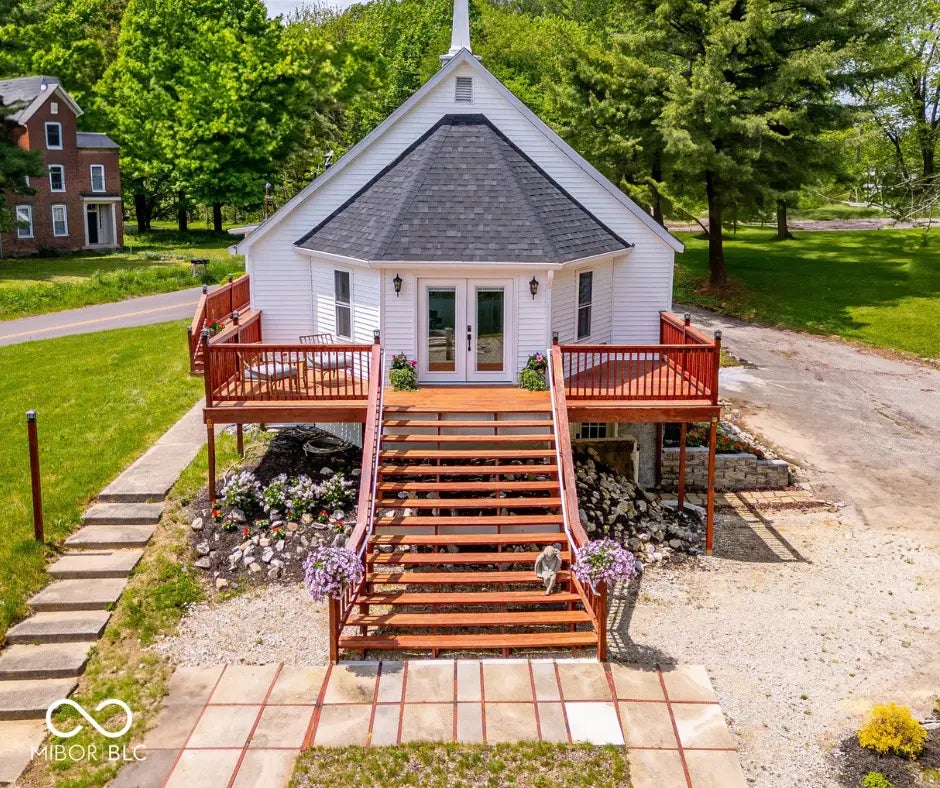 7425 S Harmony Road, Bloomington