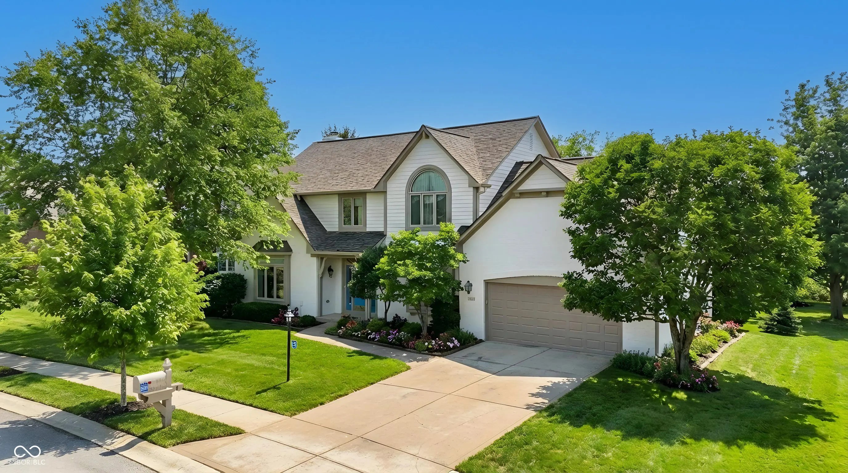 Photo of 10368 Woods Edge Drive Fishers, IN 46037