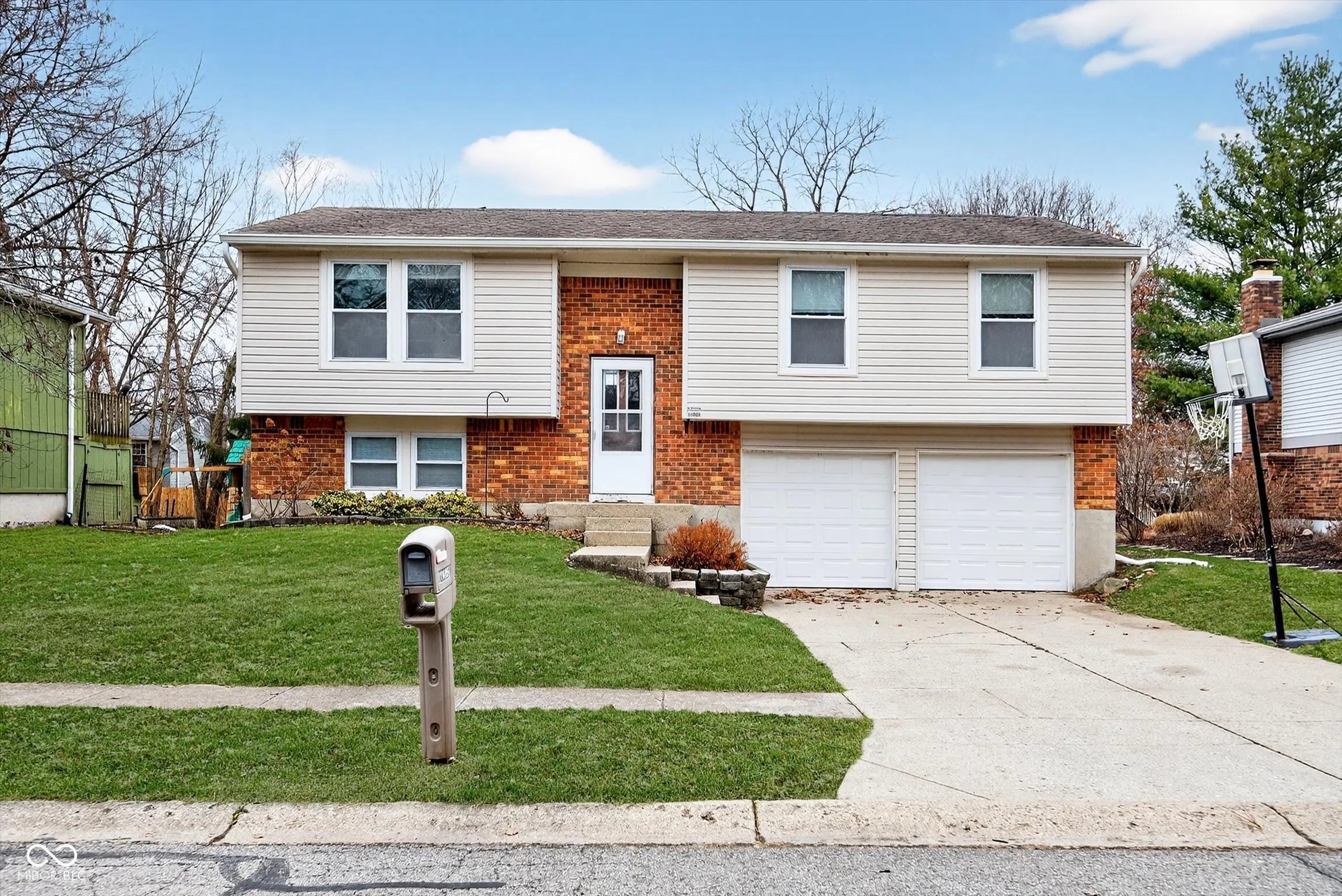 Photo of 11495 Crestview Drive Fishers, IN 46038