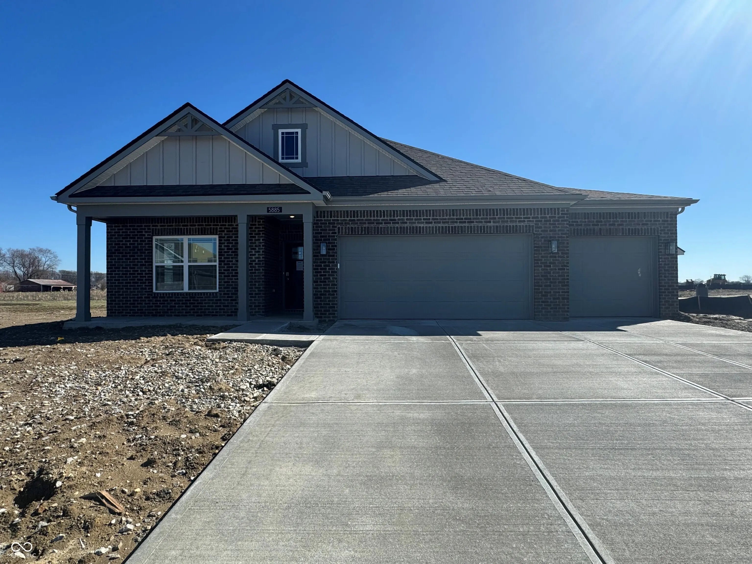 5885 Norfolk Row, Greenwood