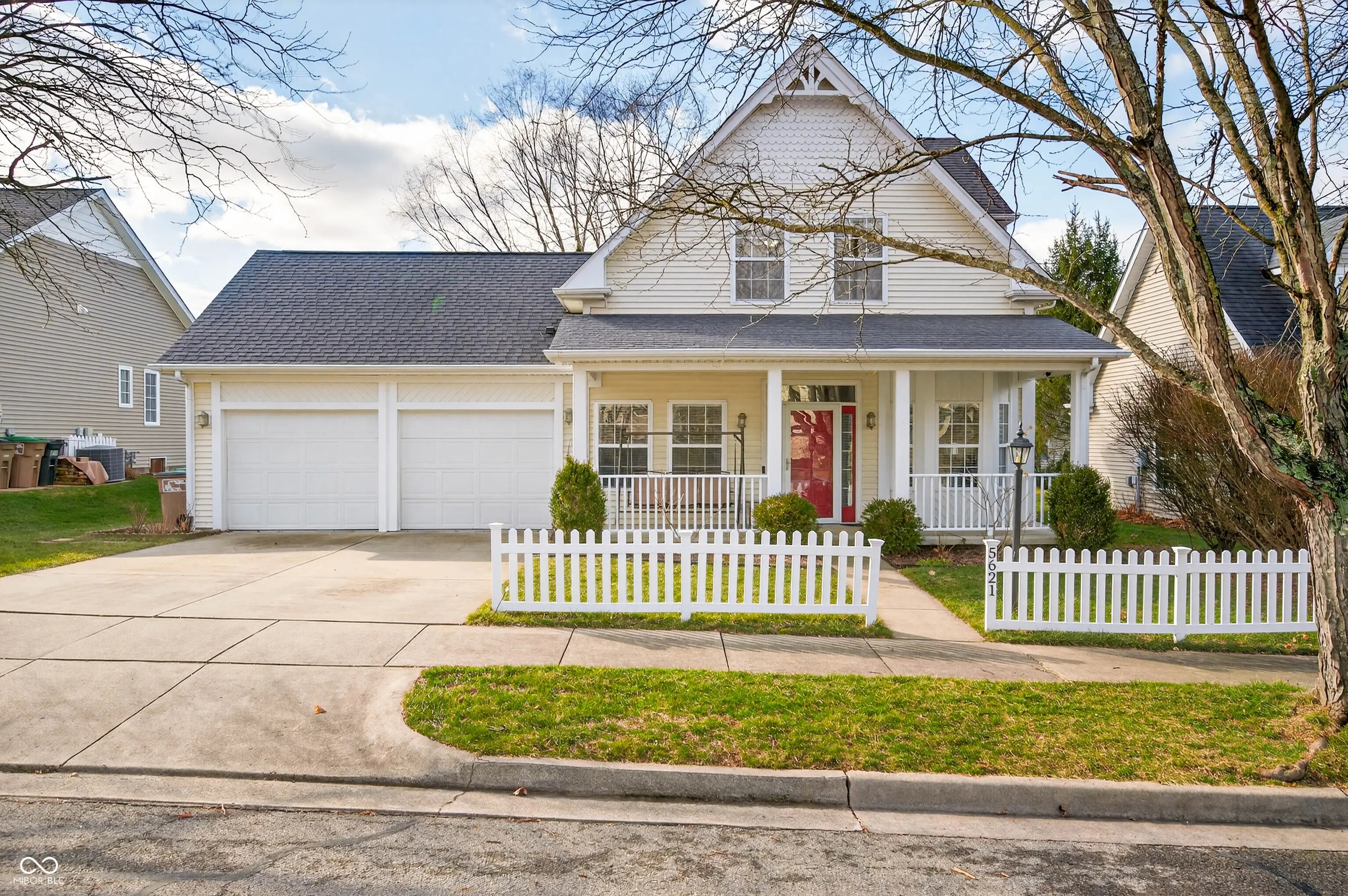 Photo of 5621 Black Oak Drive Columbus, IN 47201