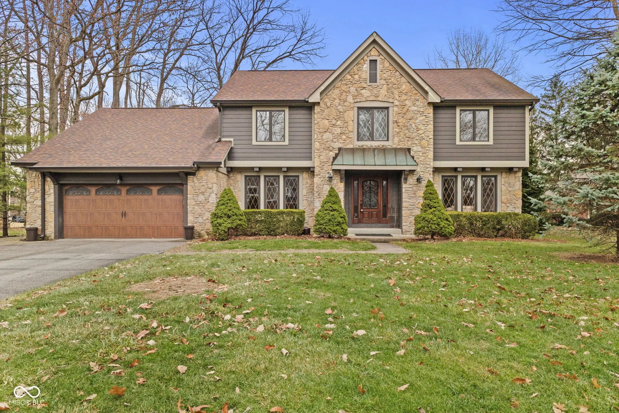 9011 Seabreeze Court, Indianapolis