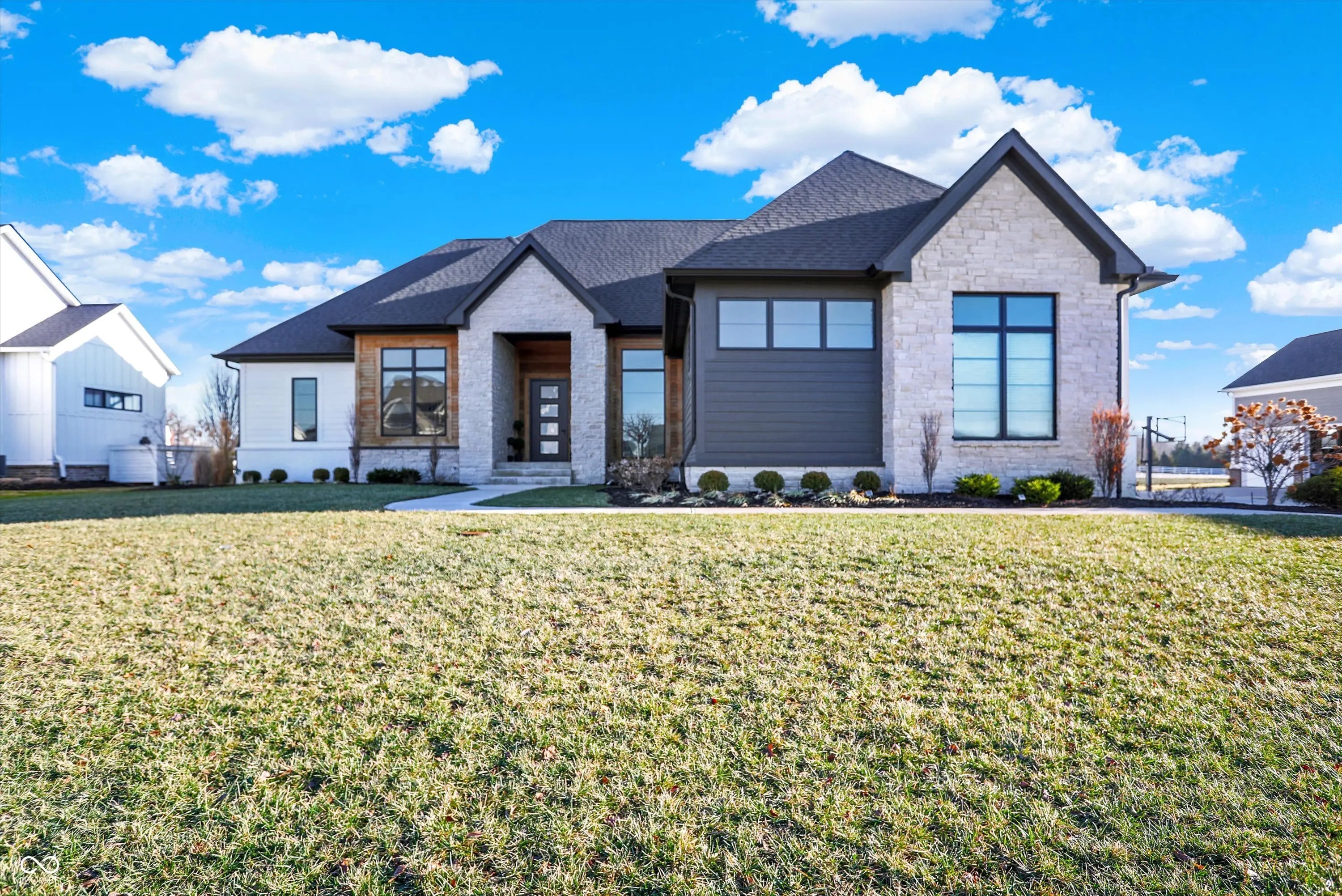 Photo of 8115 Hanley Lane Zionsville, IN 46077