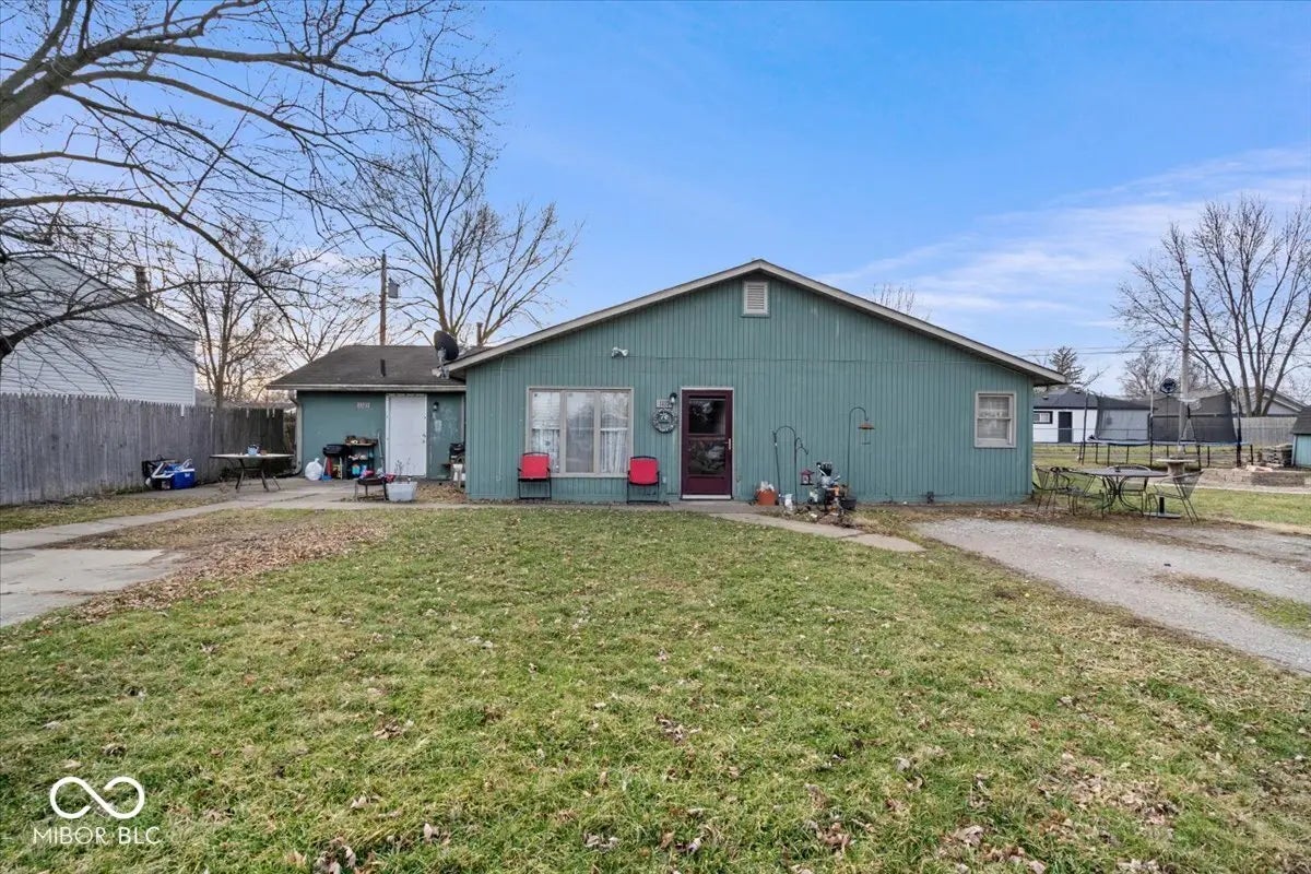 1121 E 5th Street, Greenfield