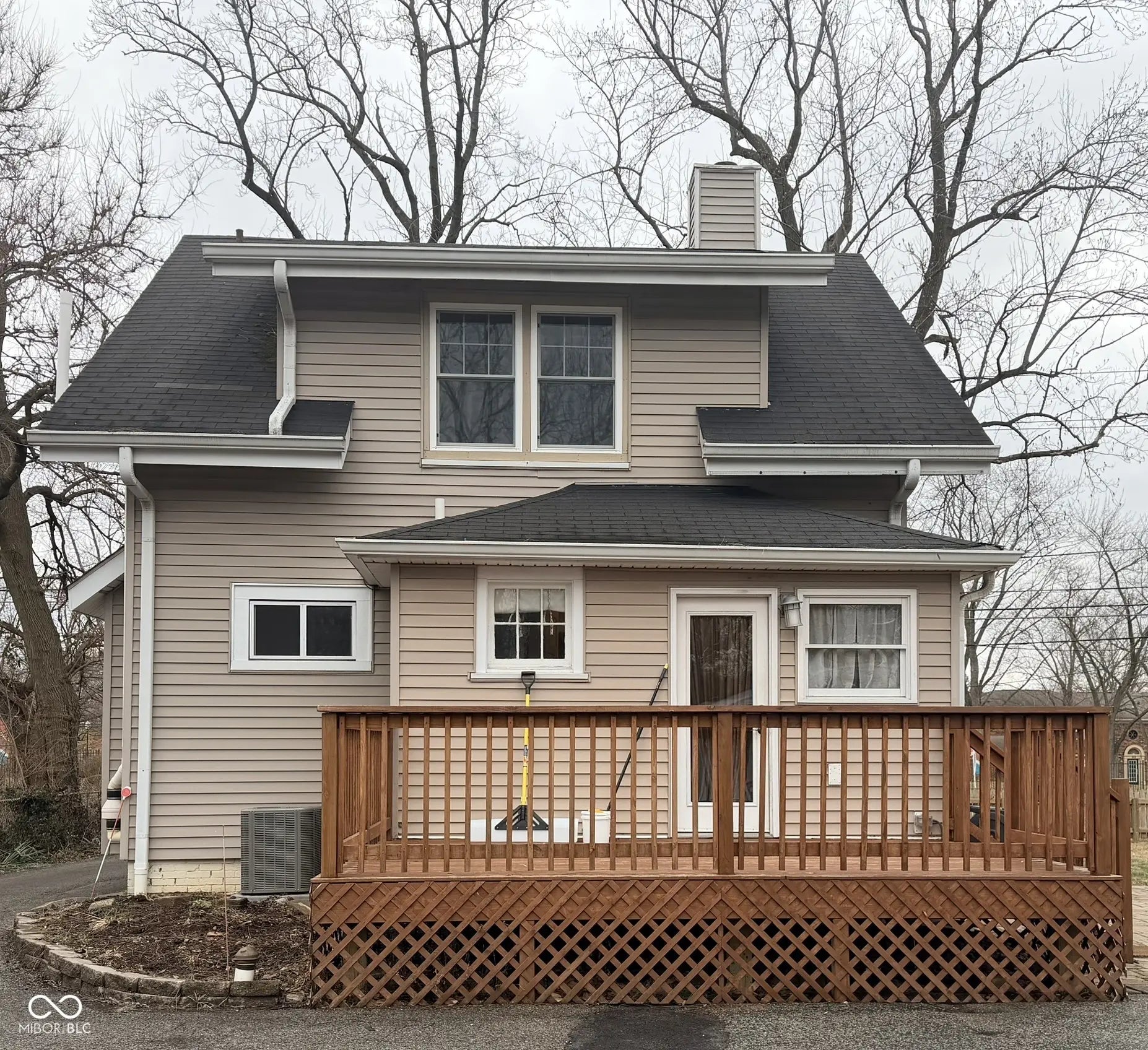 Photo of 9290 N College Avenue Indianapolis, IN 46240