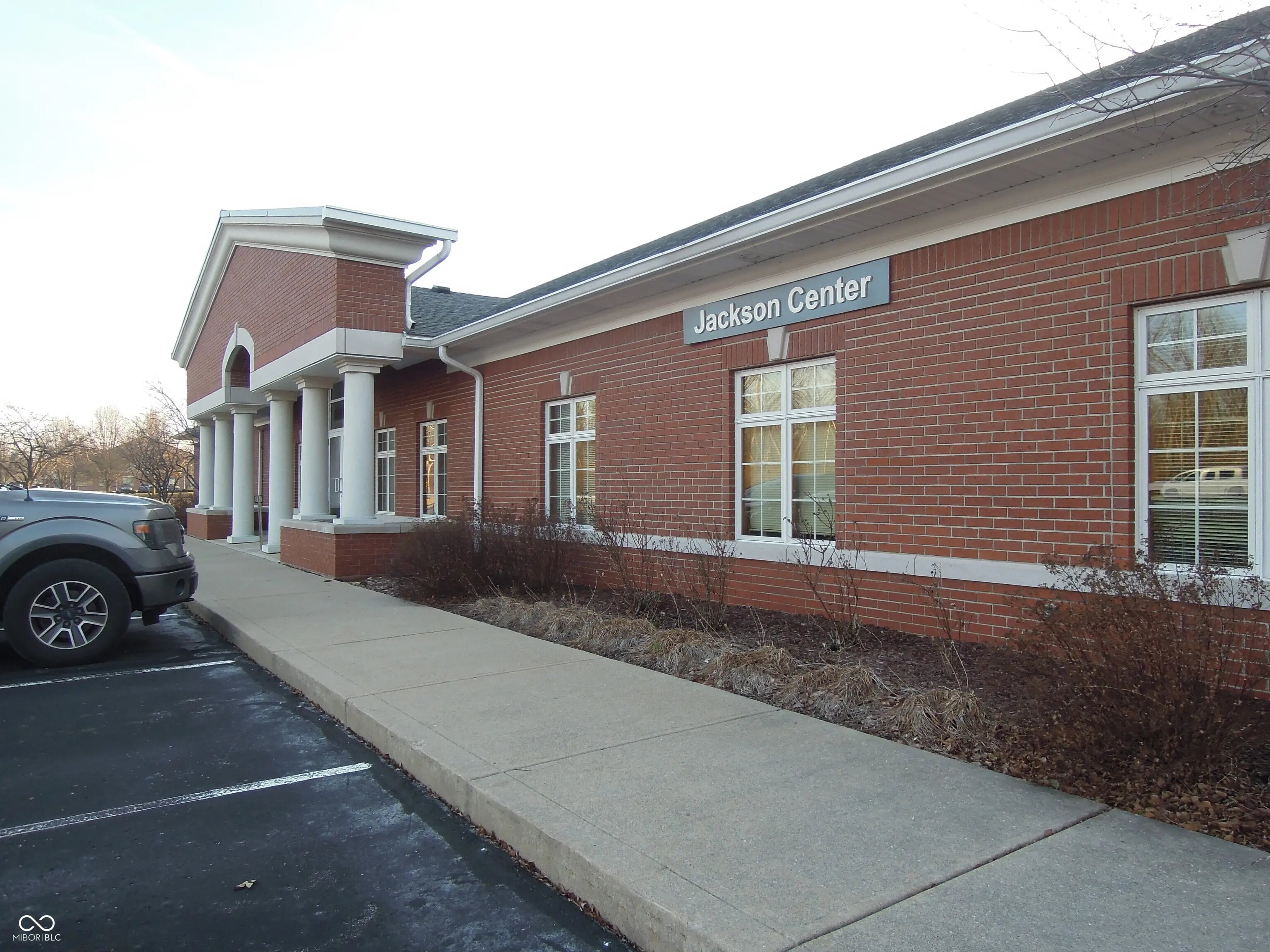 Photo of 802-808 N Samuel Moore Parkway Mooresville, IN 46158