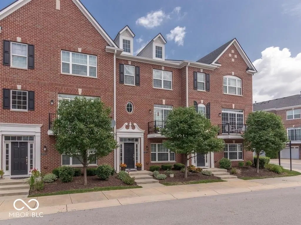 Photo of 8261 Dan Allen Drive Fishers, IN 46038