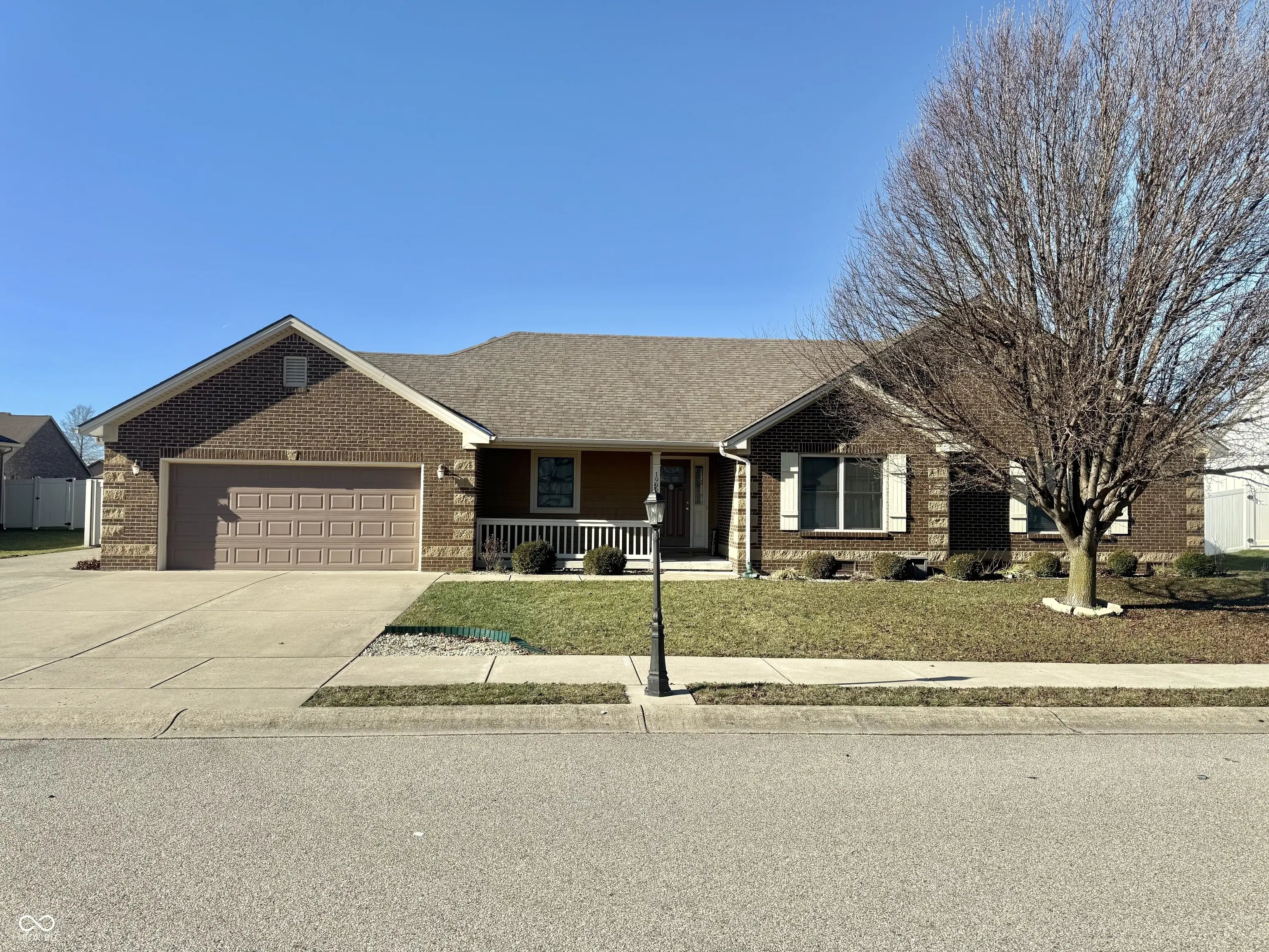 1992 Austin James Lane, Seymour