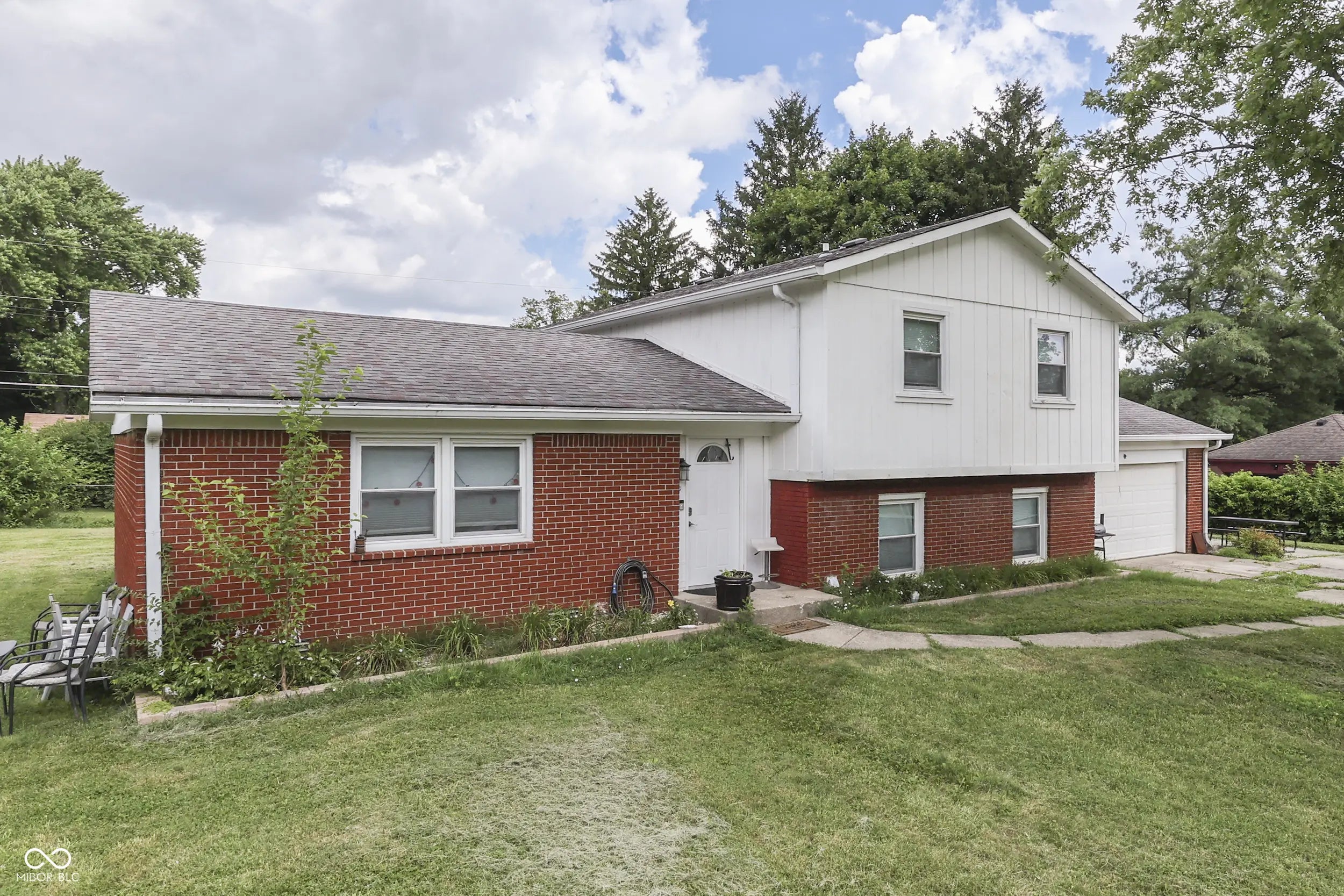 Photo of 1924 W 65th Place Indianapolis, IN 46260