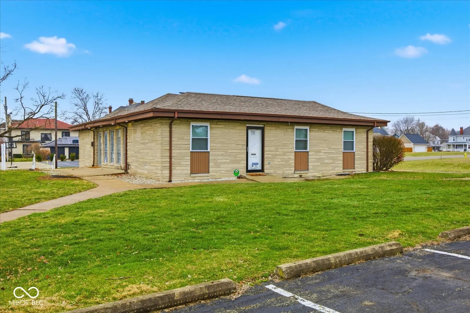 Photo of 124 W Franklin Street Shelbyville, IN 46176