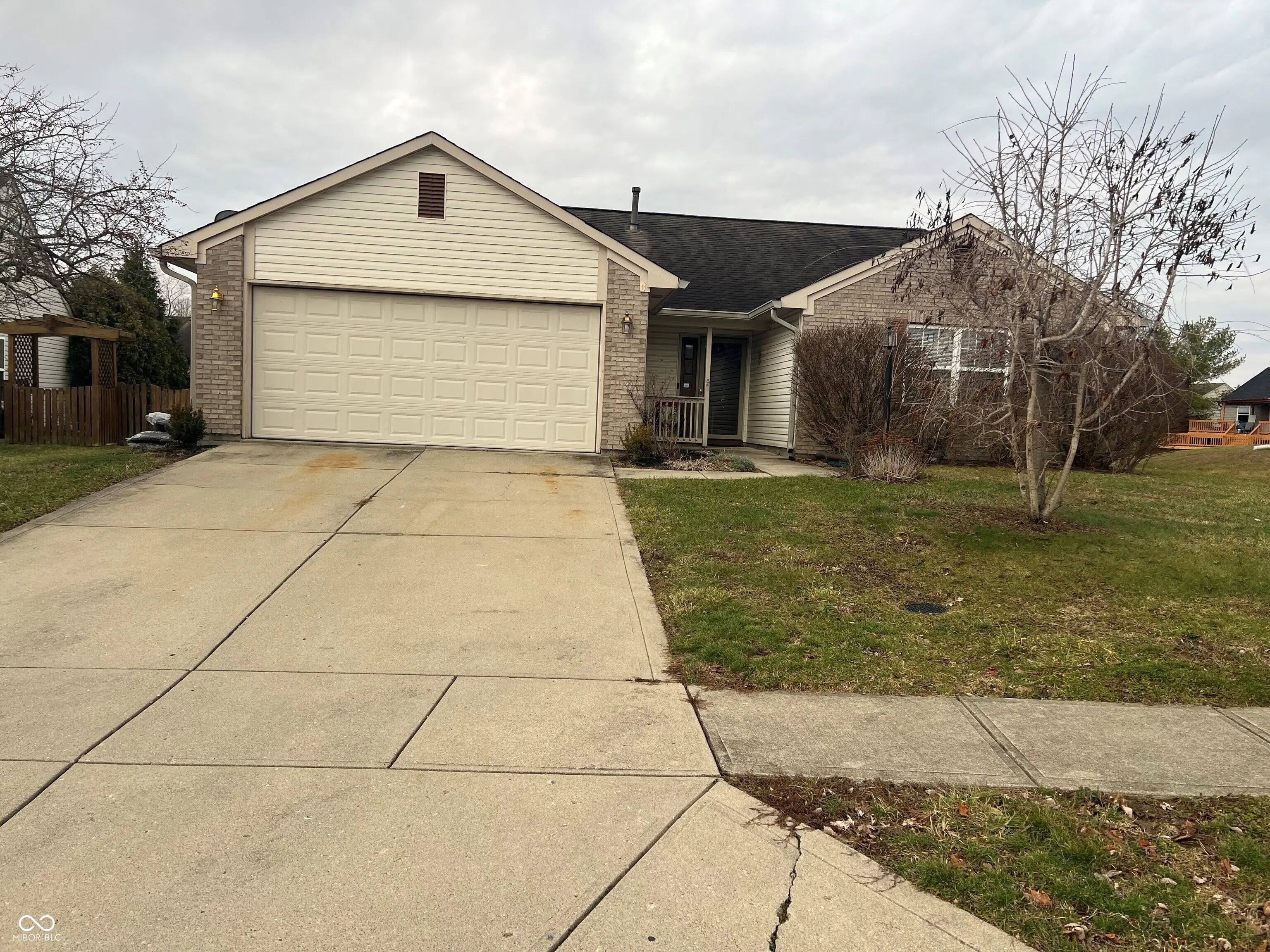 Photo of 8809 Trumpeter Drive Indianapolis, IN 46234