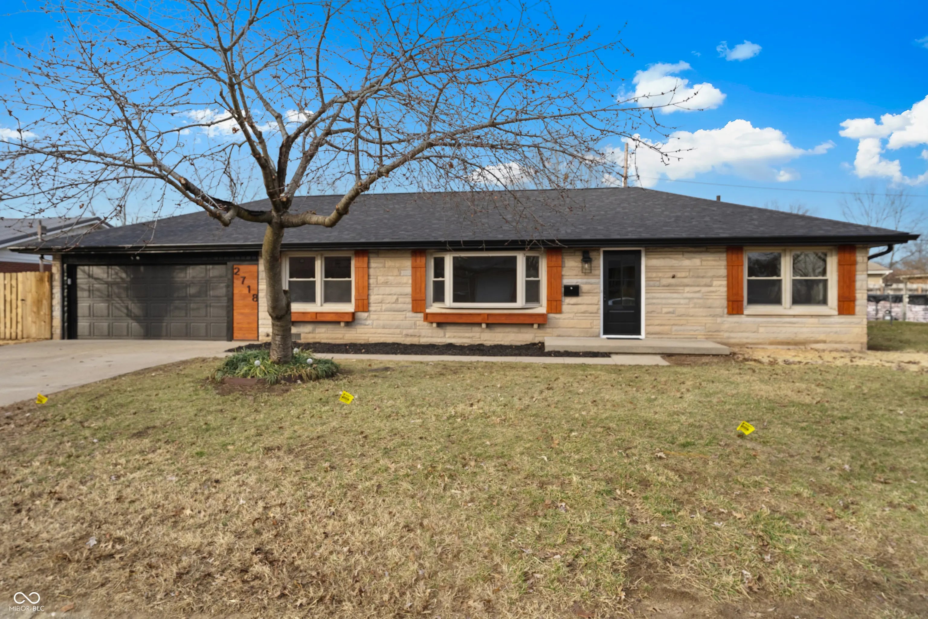 Photo of 2718 Orchard Lane Columbus, IN 47201