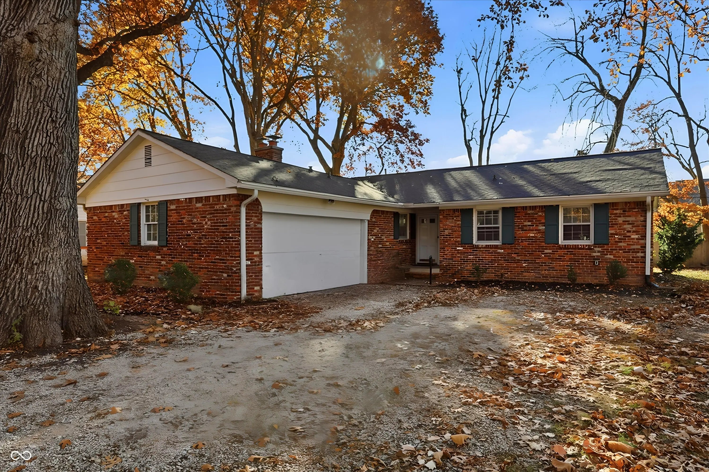 3329 Melbourne Circle, Indianapolis