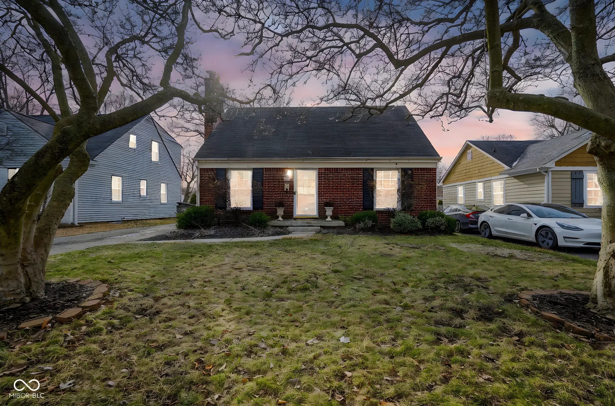 2435 Mcleay Drive, Indianapolis