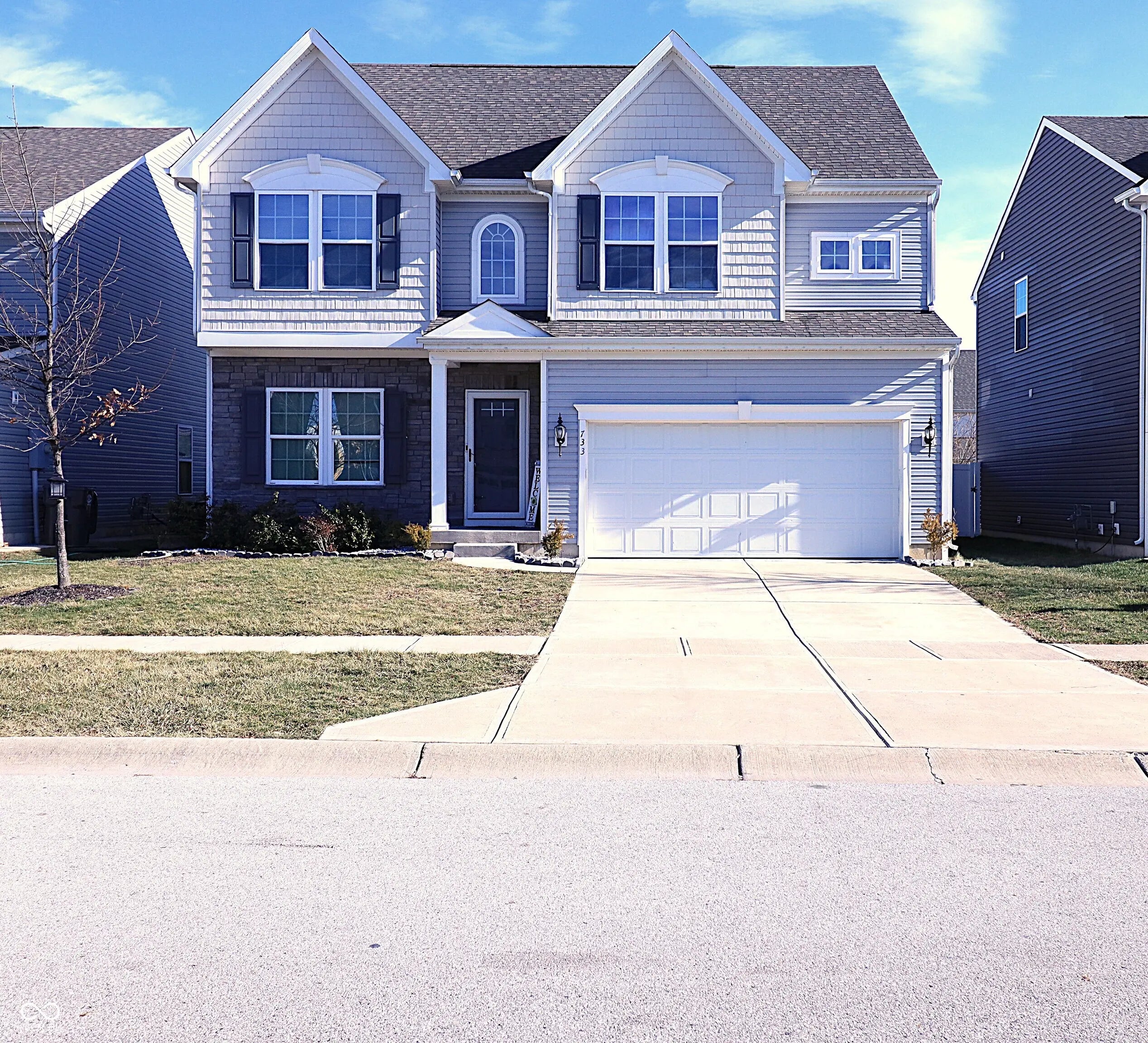 Photo of 733 Keepsake Run Greenwood, IN 46143