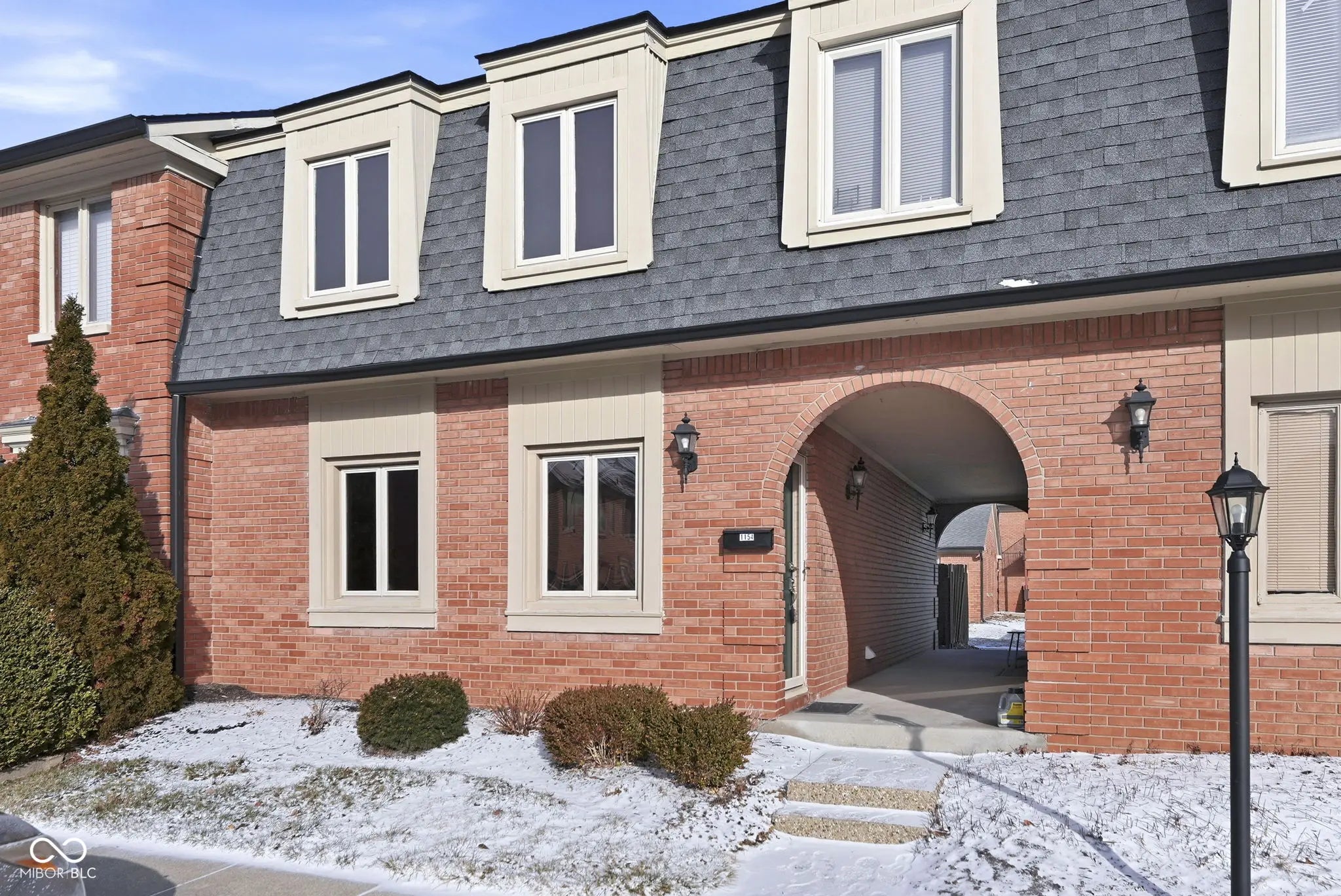 1154 Canterbury Square N, Indianapolis