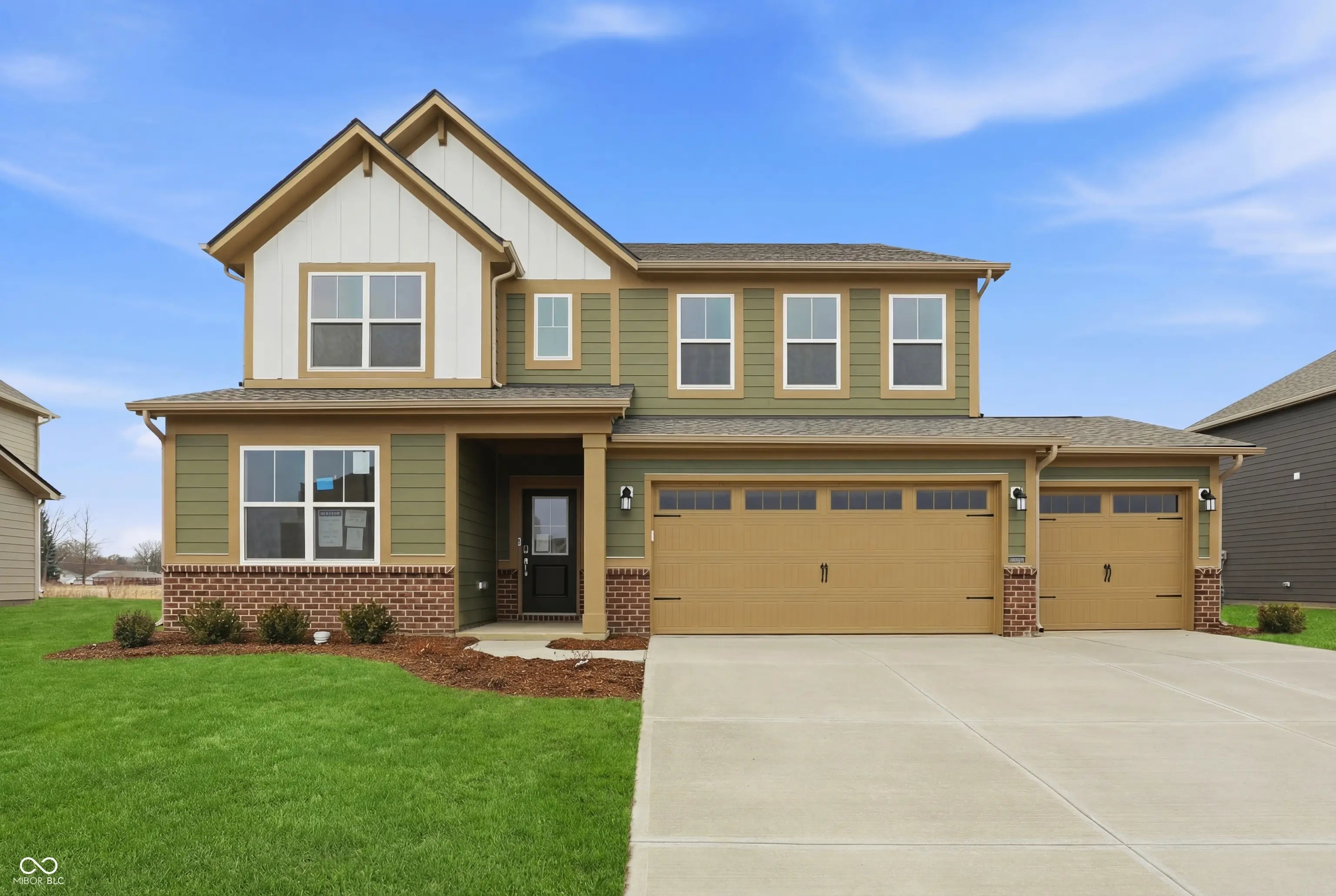 1916 W Addison Drive, Greenfield